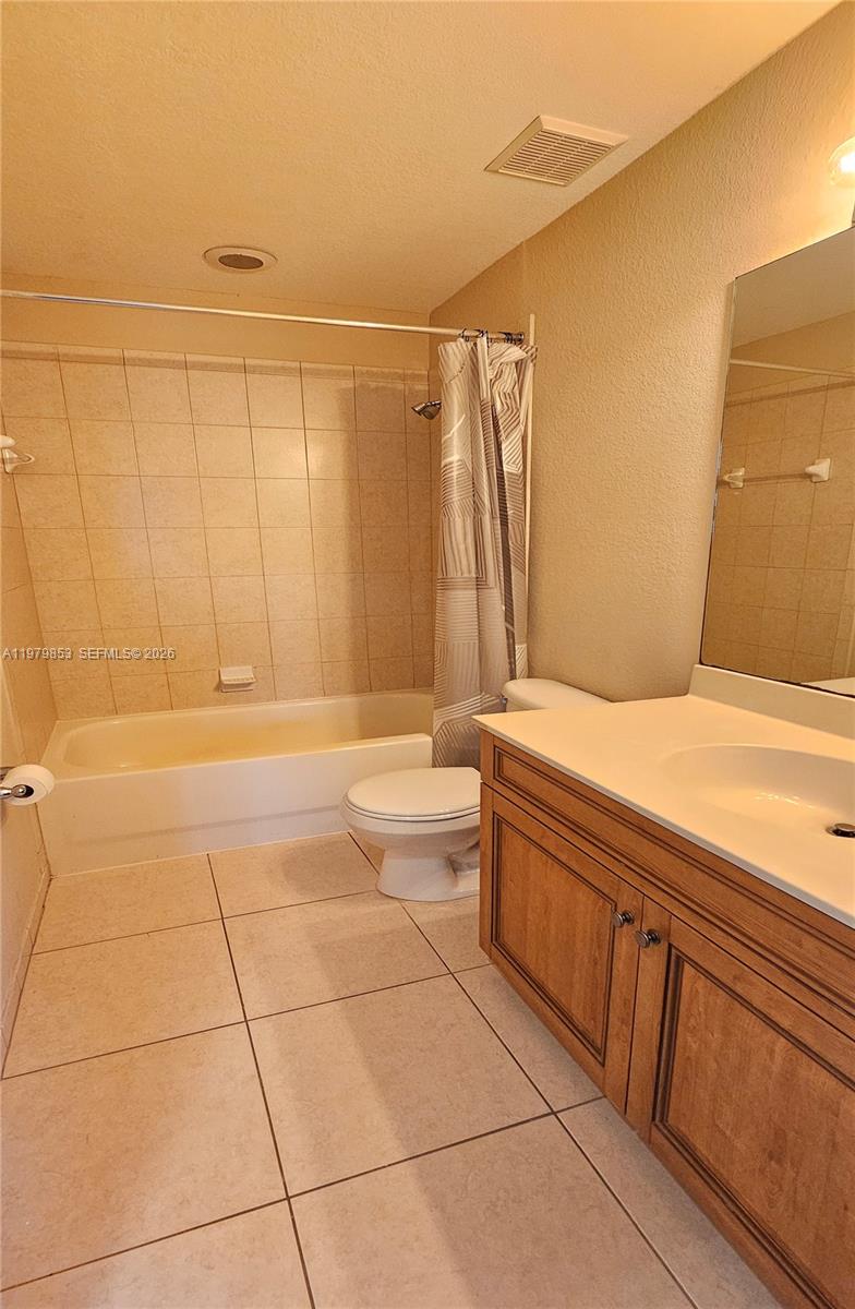 MARSH HARBOUR - Residential