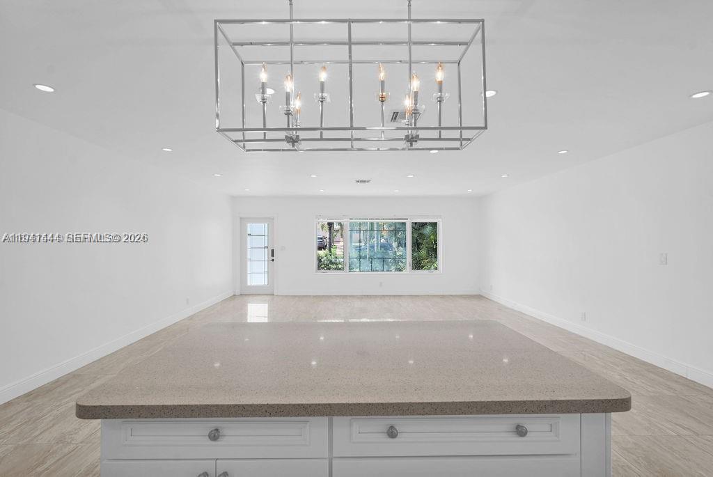 HOLLYWOOD LAKES SECTION - Residential Lease