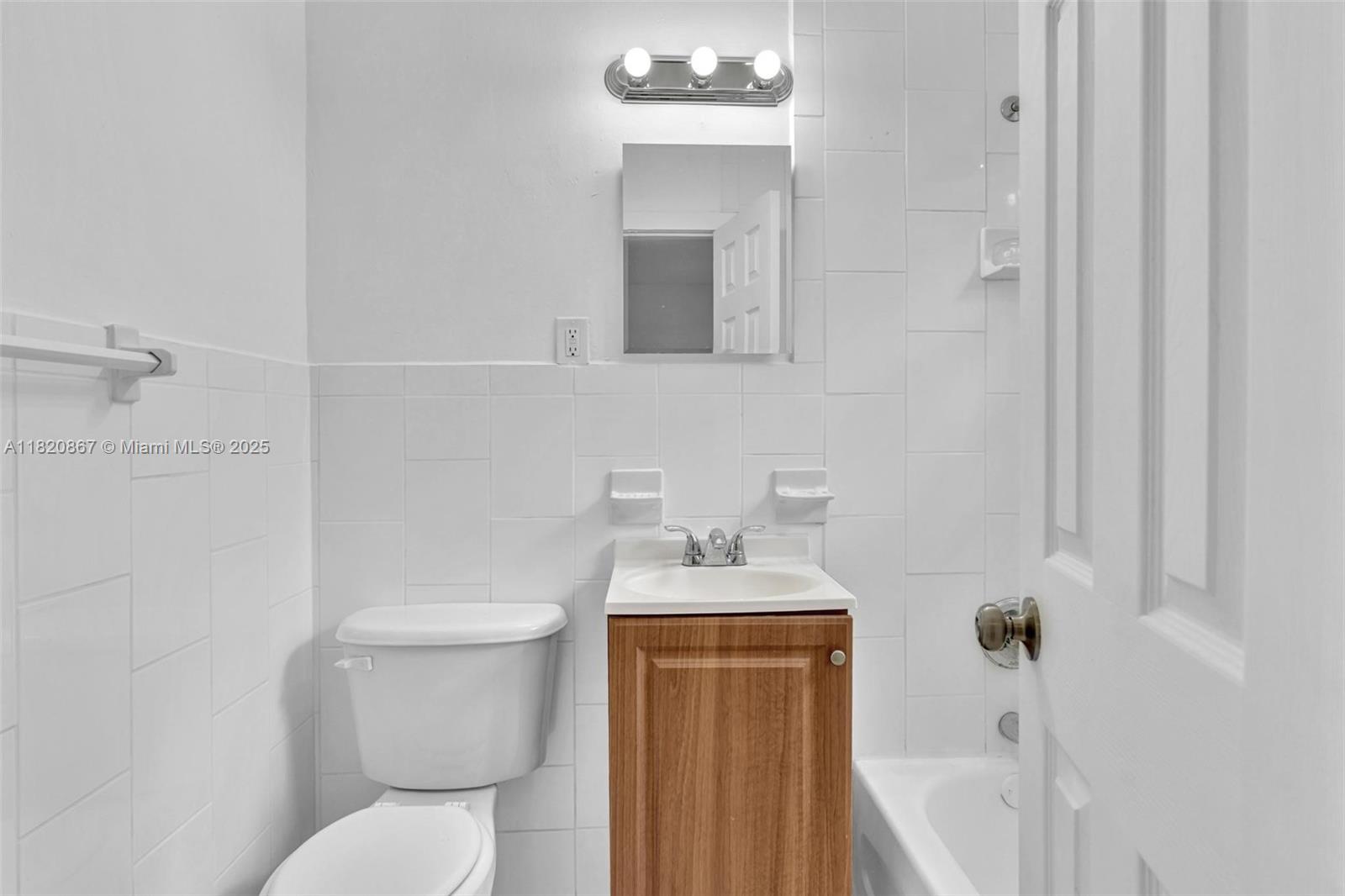 BISCAYNE BCH SUB - Residential Income