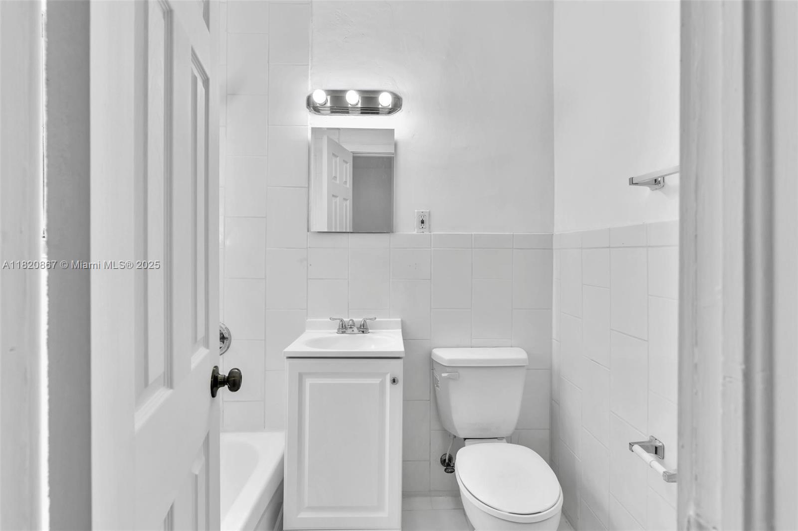 BISCAYNE BCH SUB - Residential Income