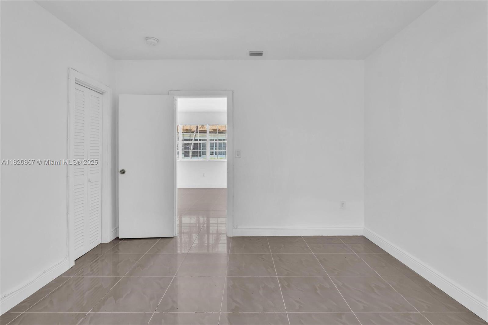 BISCAYNE BCH SUB - Residential Income