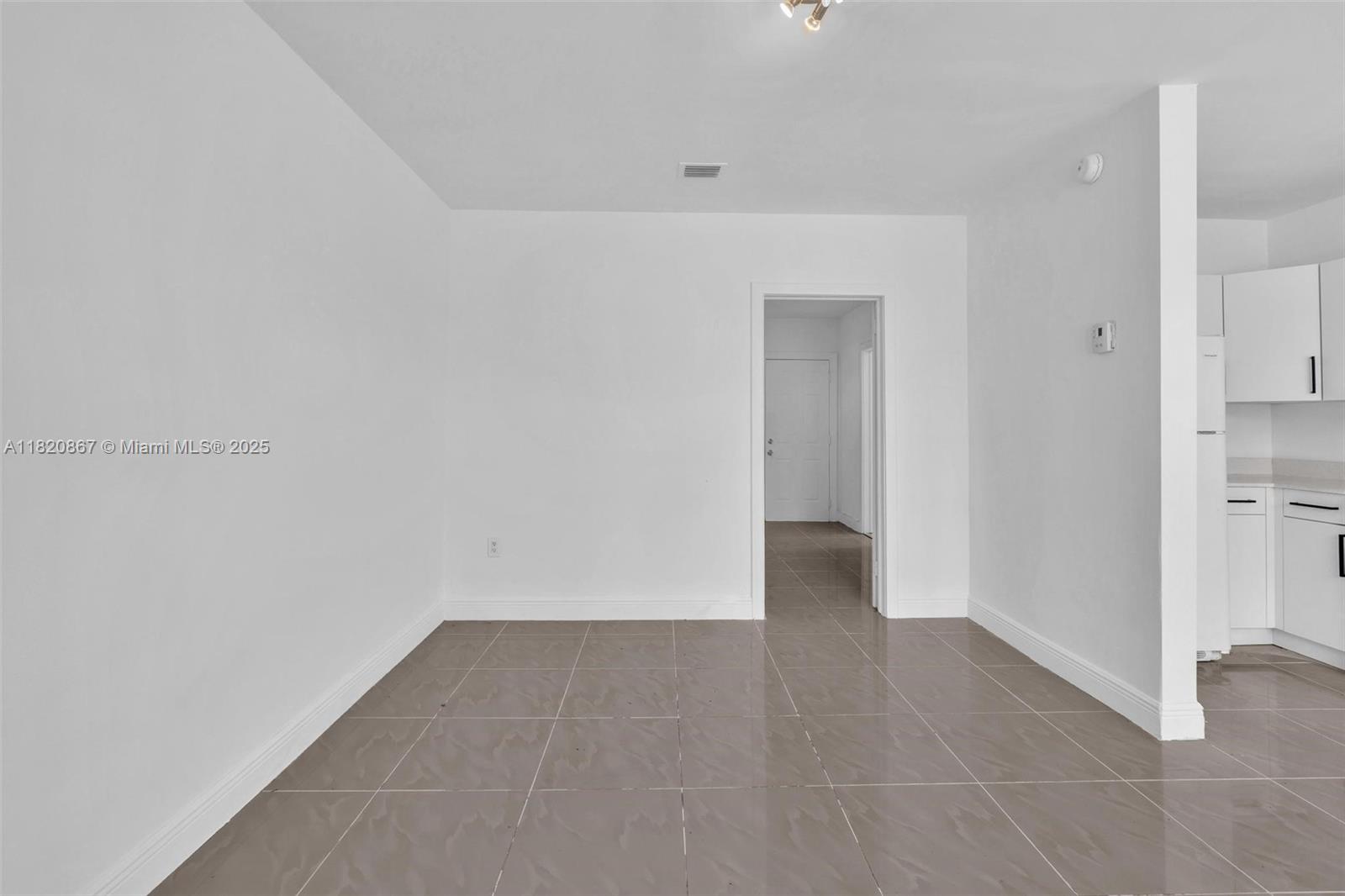 BISCAYNE BCH SUB - Residential Income