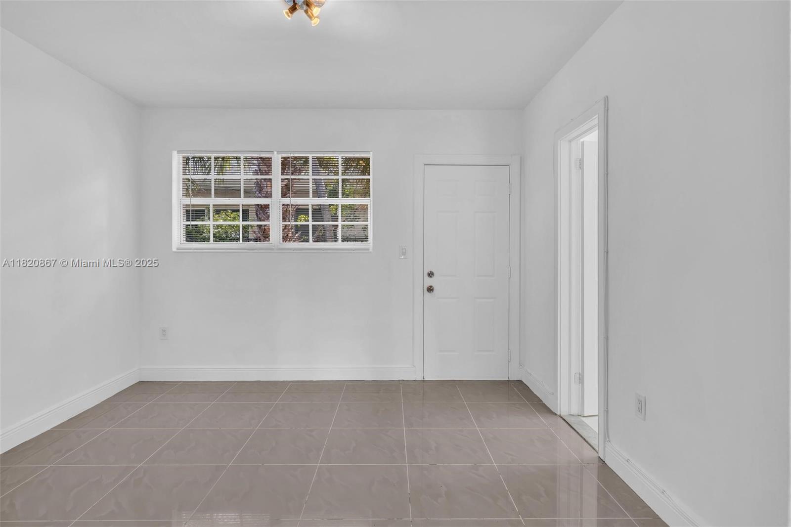 BISCAYNE BCH SUB - Residential Income