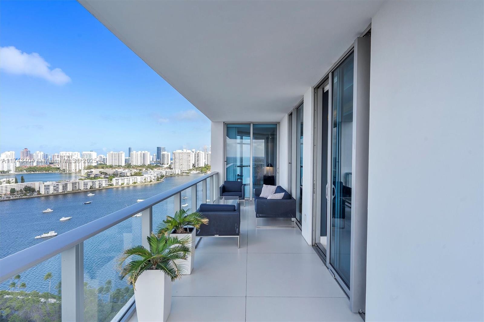 MARINA PALMS RESIDENCES N - Residential