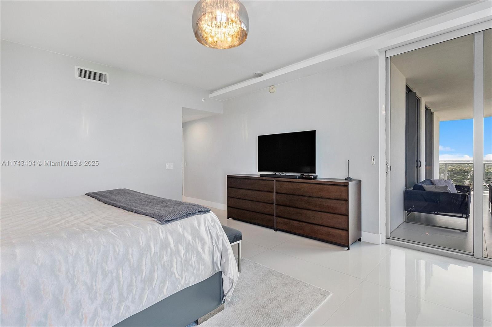 MARINA PALMS RESIDENCES N - Residential