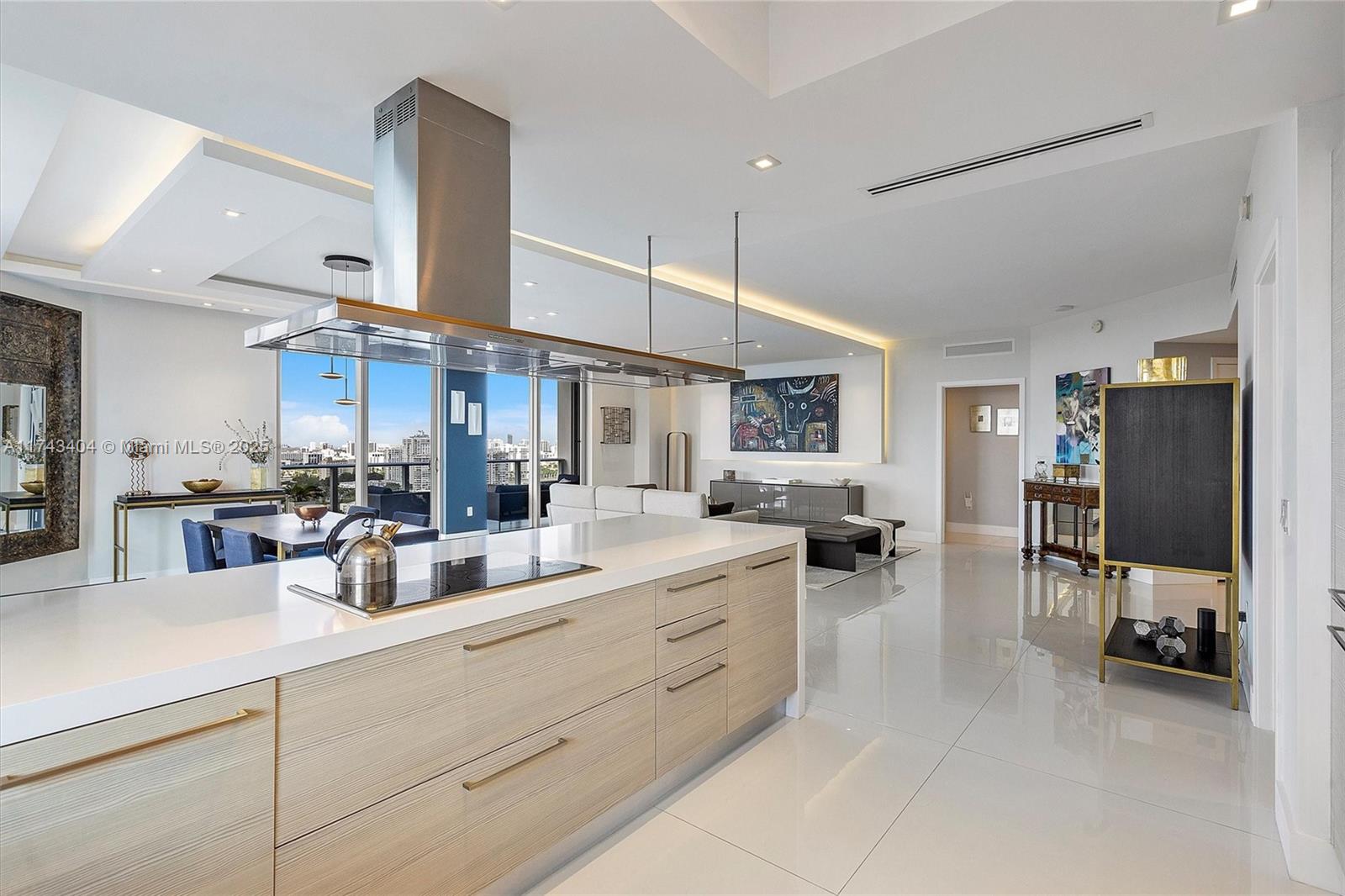 MARINA PALMS RESIDENCES N - Residential