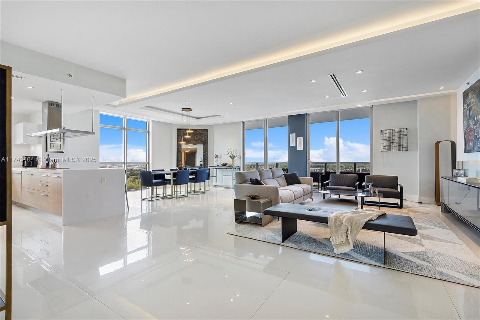 MARINA PALMS RESIDENCES N - Residential