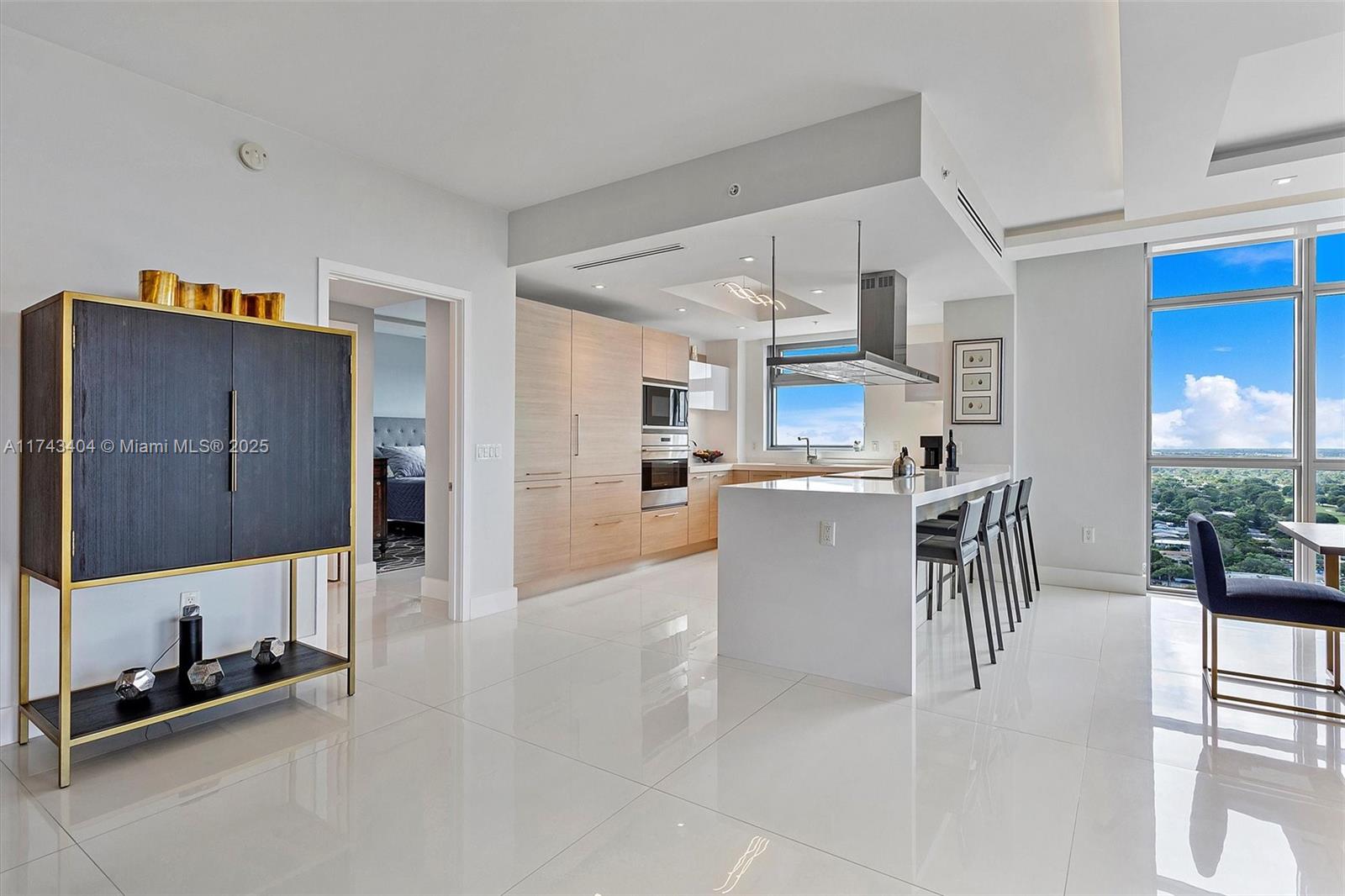 MARINA PALMS RESIDENCES N - Residential