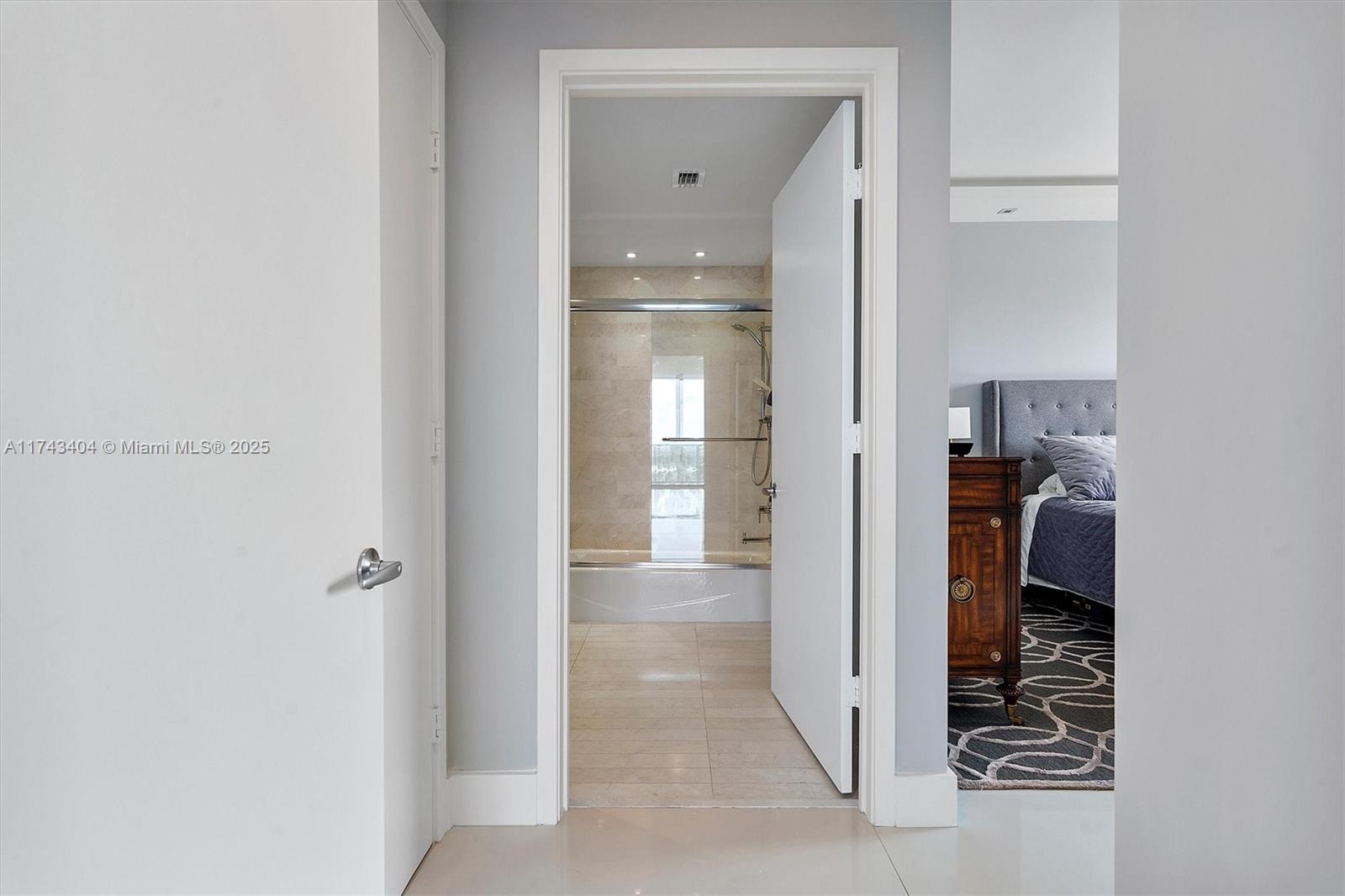 MARINA PALMS RESIDENCES N - Residential