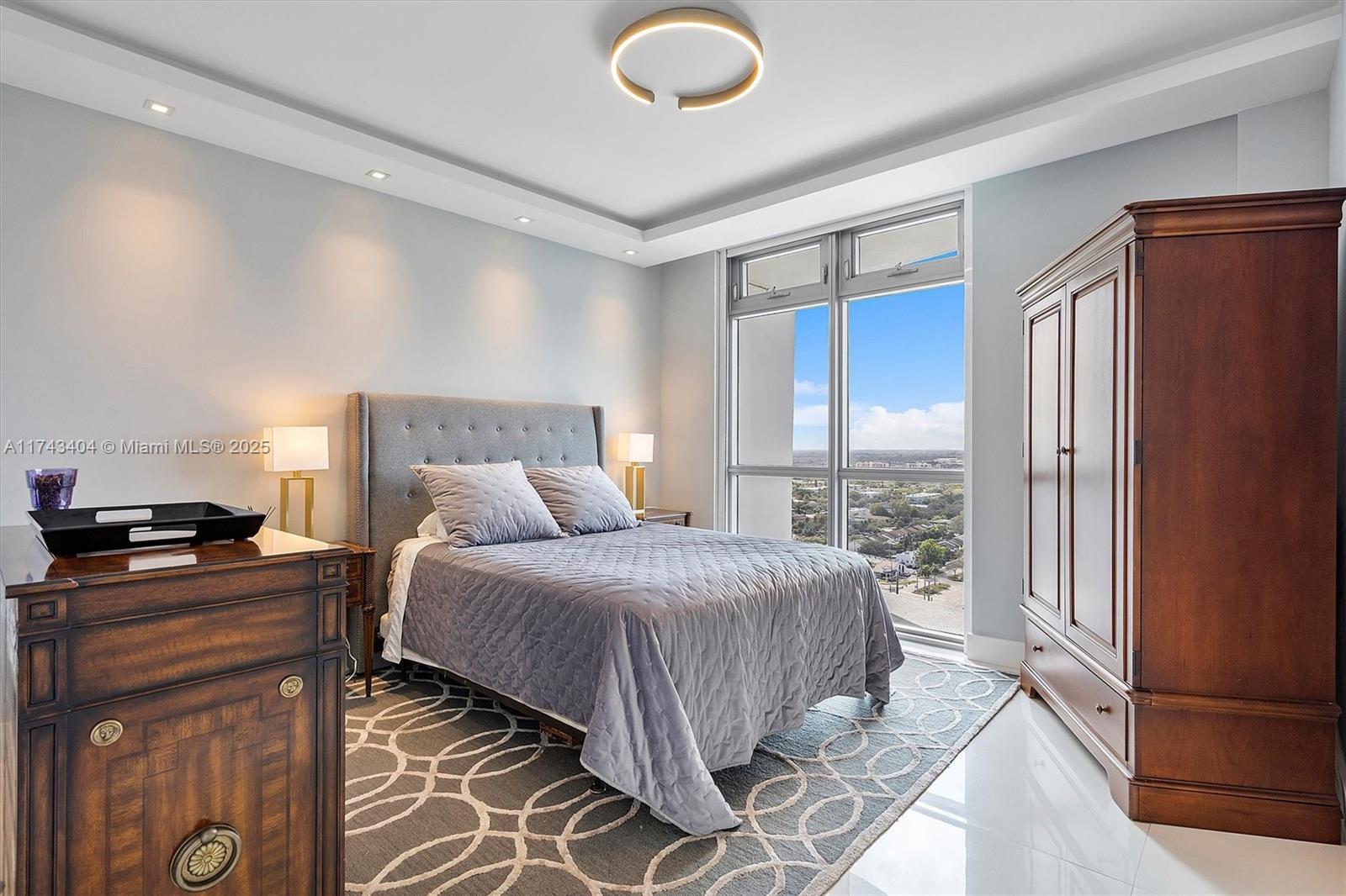 MARINA PALMS RESIDENCES N - Residential