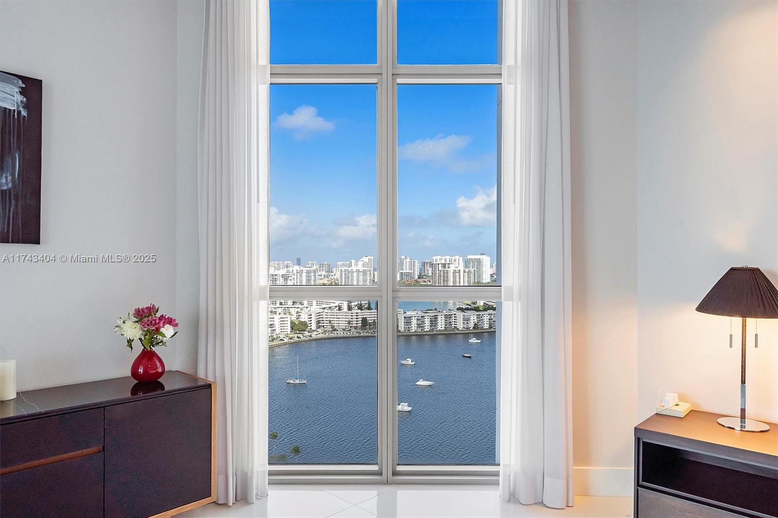 MARINA PALMS RESIDENCES N - Residential