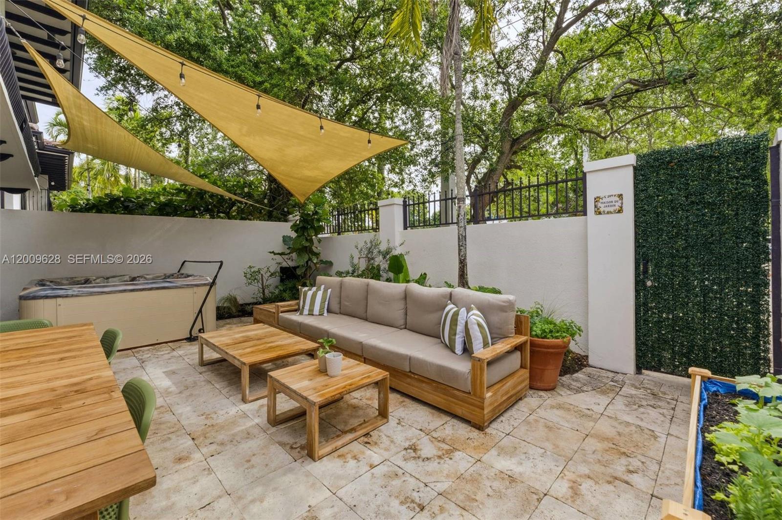GROVE ENCLAVE CONDO - Residential