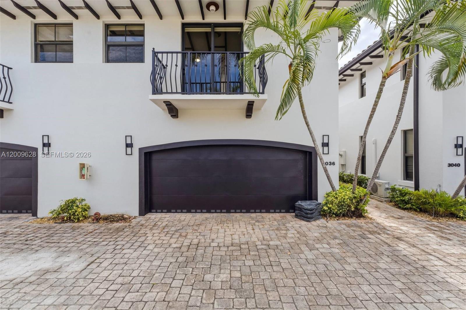 GROVE ENCLAVE CONDO - Residential