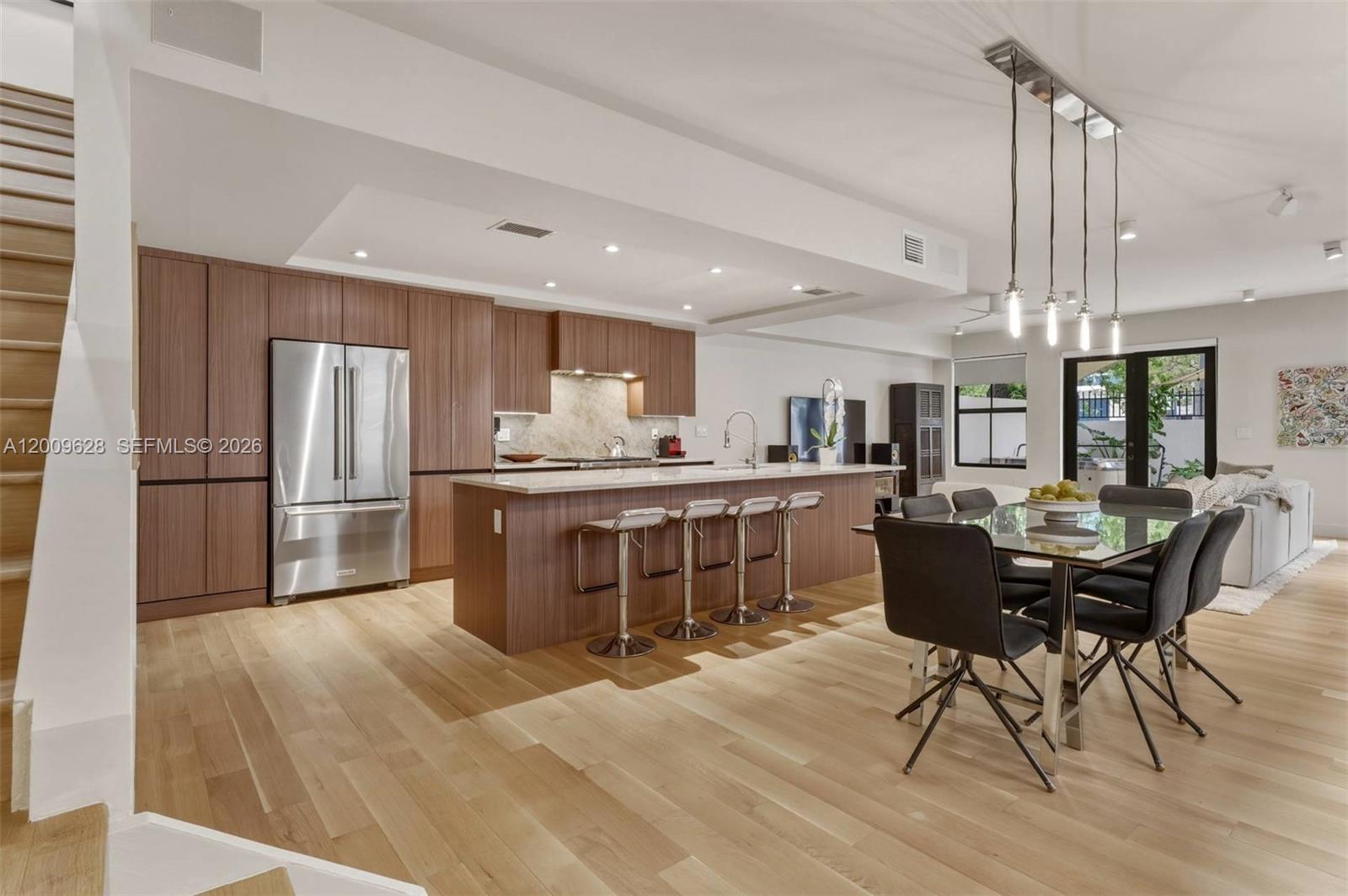 GROVE ENCLAVE CONDO - Residential