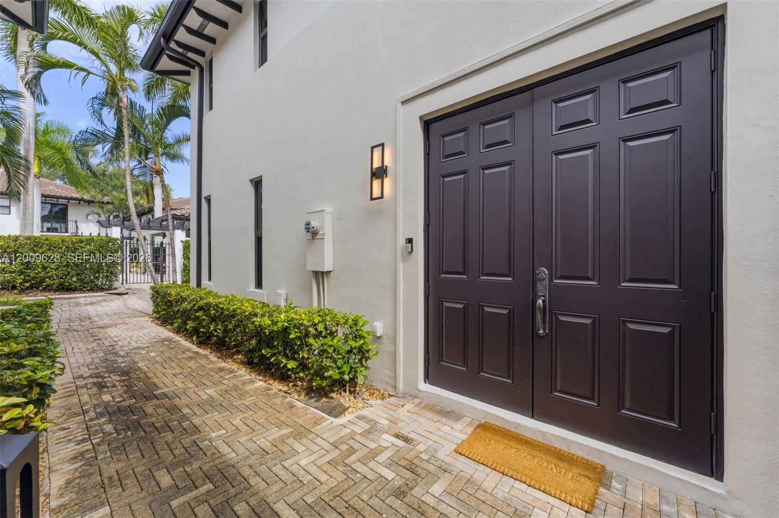 GROVE ENCLAVE CONDO - Residential