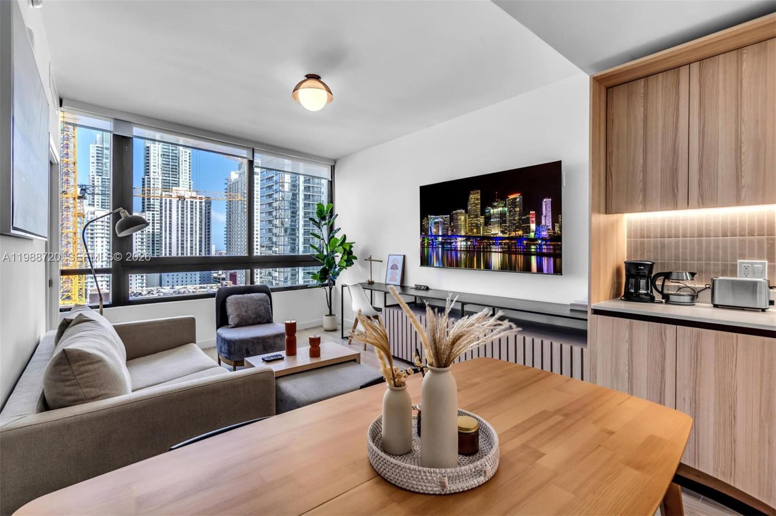 225 N Miami Ave 1701