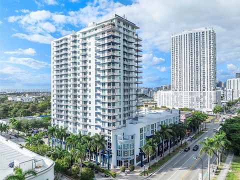 275 NE 18th St 1705 Miami FL 33132