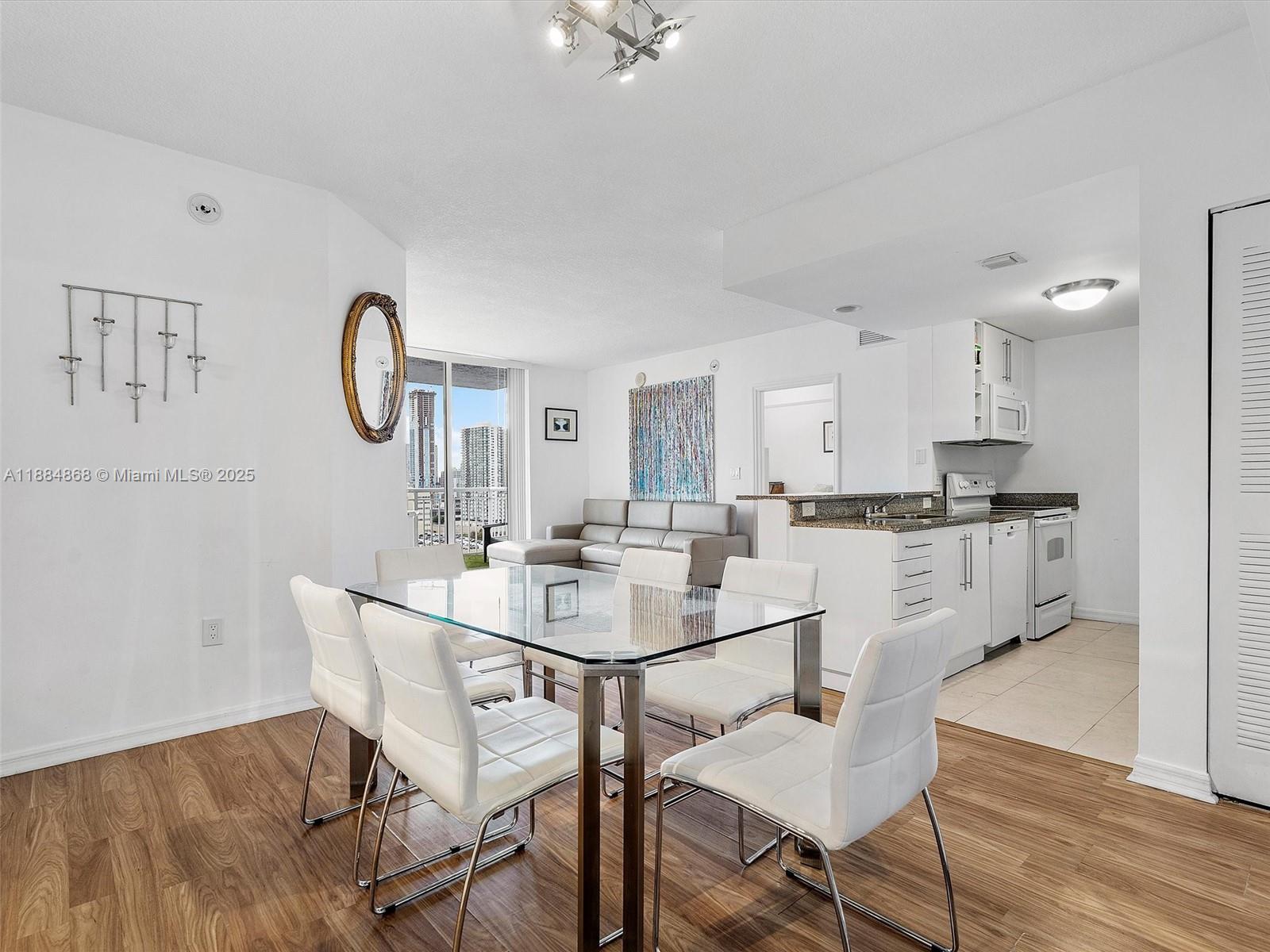 1800 BISCAYNE PLAZA CONDO - Residential