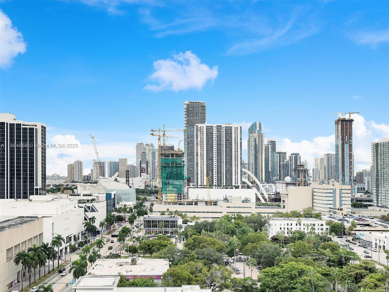 1800 BISCAYNE PLAZA CONDO - Residential