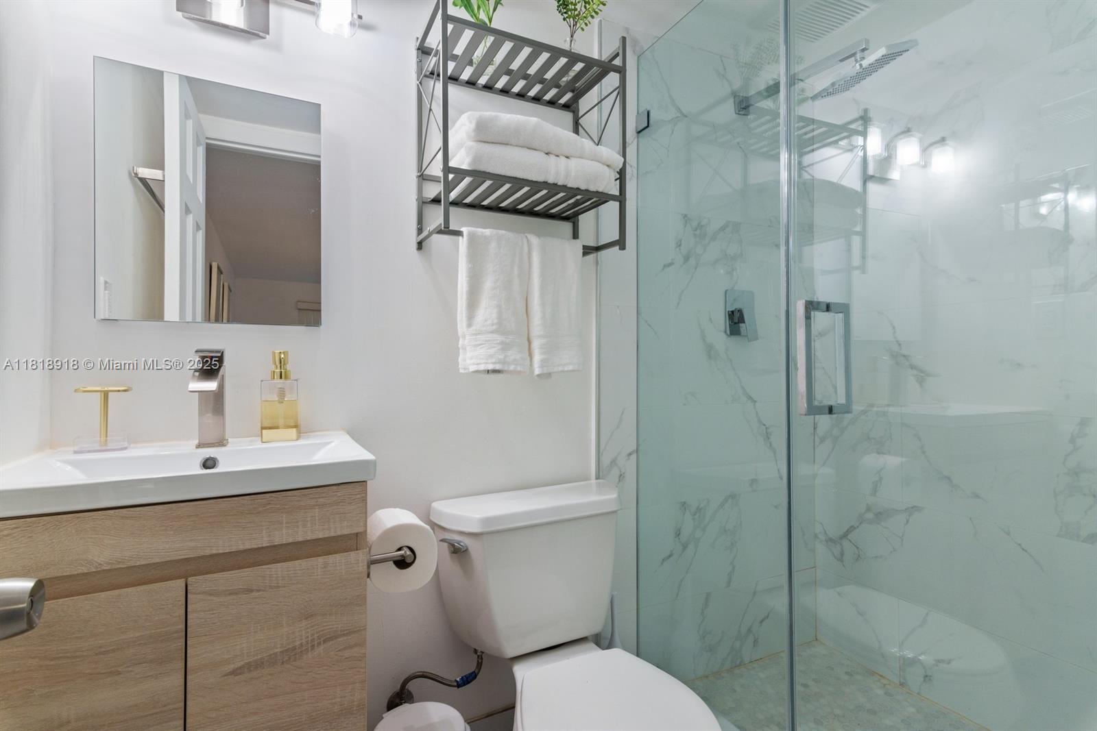 REV PL MIAMI SHORES SEC 8 - Residential