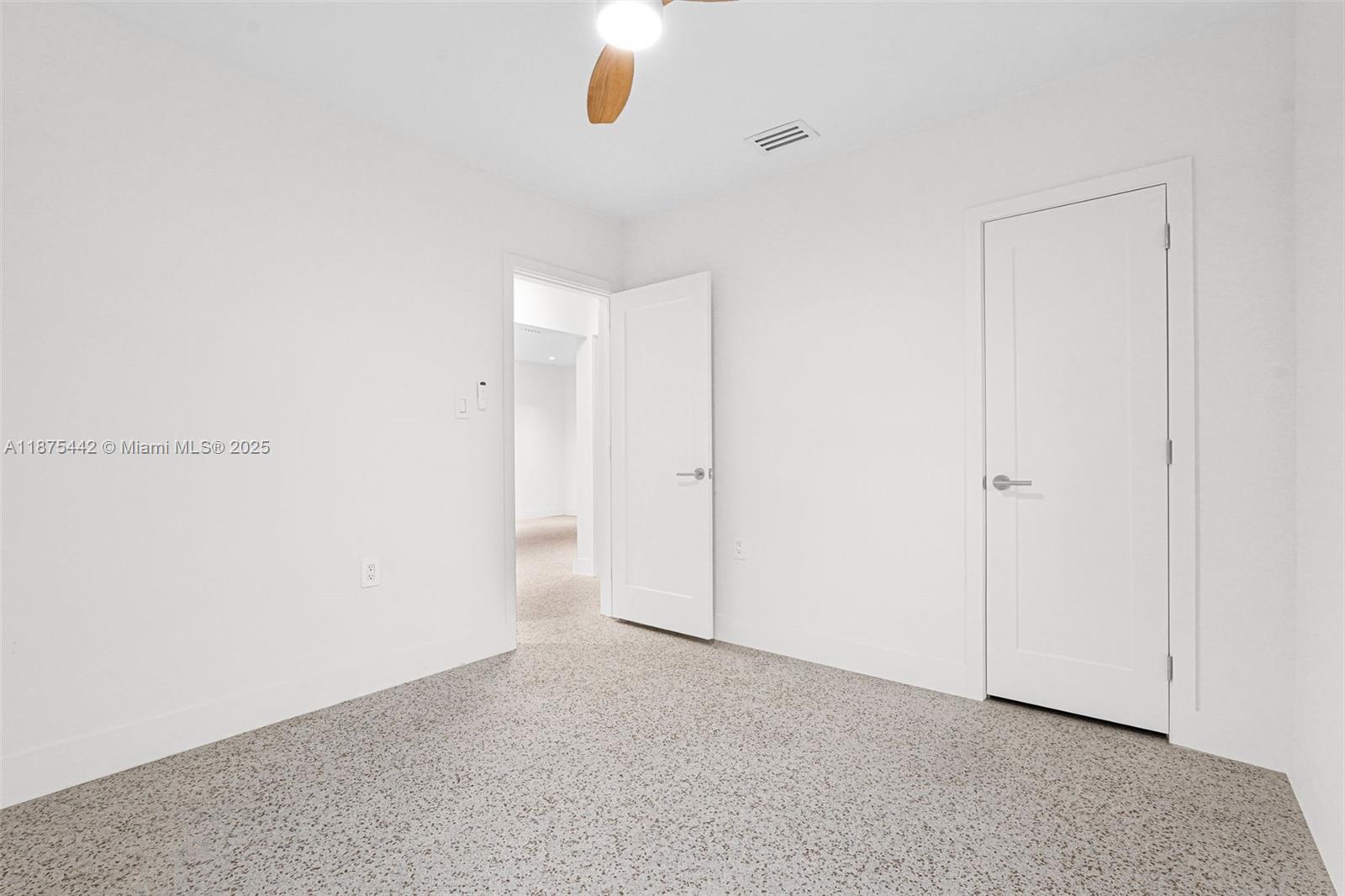 GRIFFINS SUB - Residential Lease