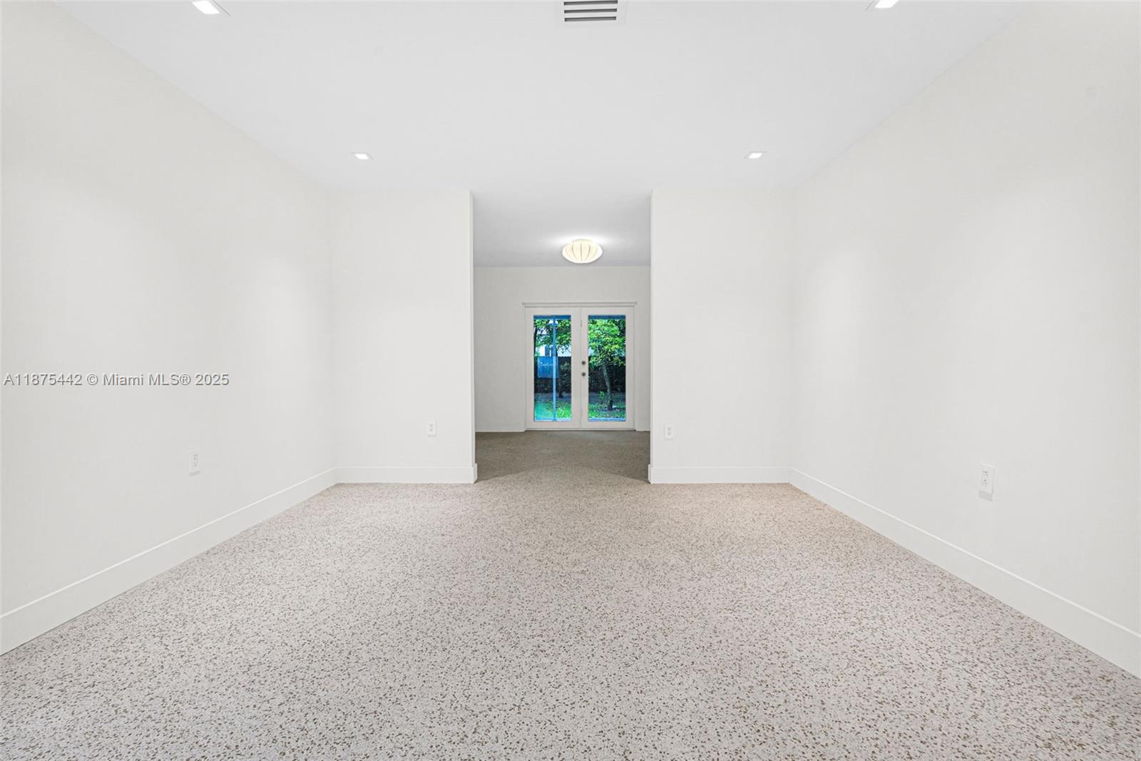 GRIFFINS SUB - Residential Lease