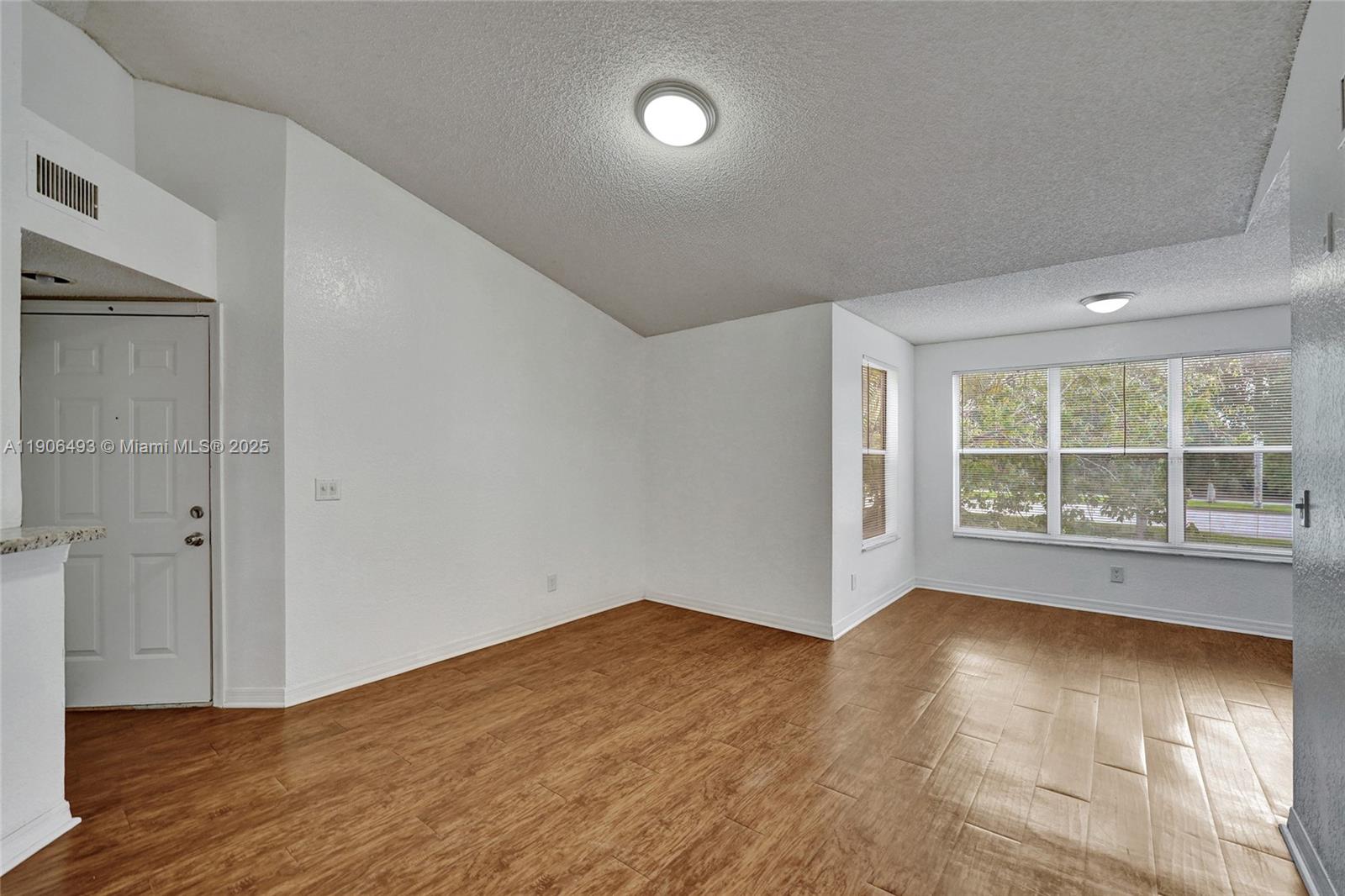 ISLES AT LAGO MAR CONDO - Residential Lease