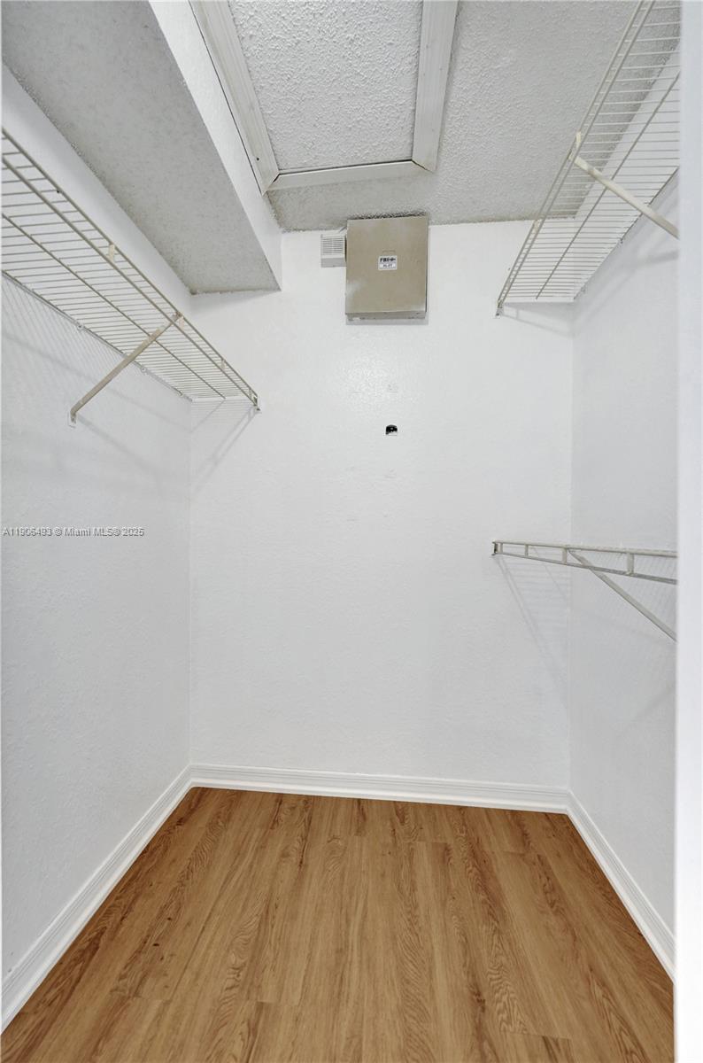 ISLES AT LAGO MAR CONDO - Residential Lease