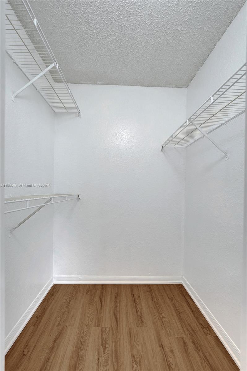 ISLES AT LAGO MAR CONDO - Residential Lease