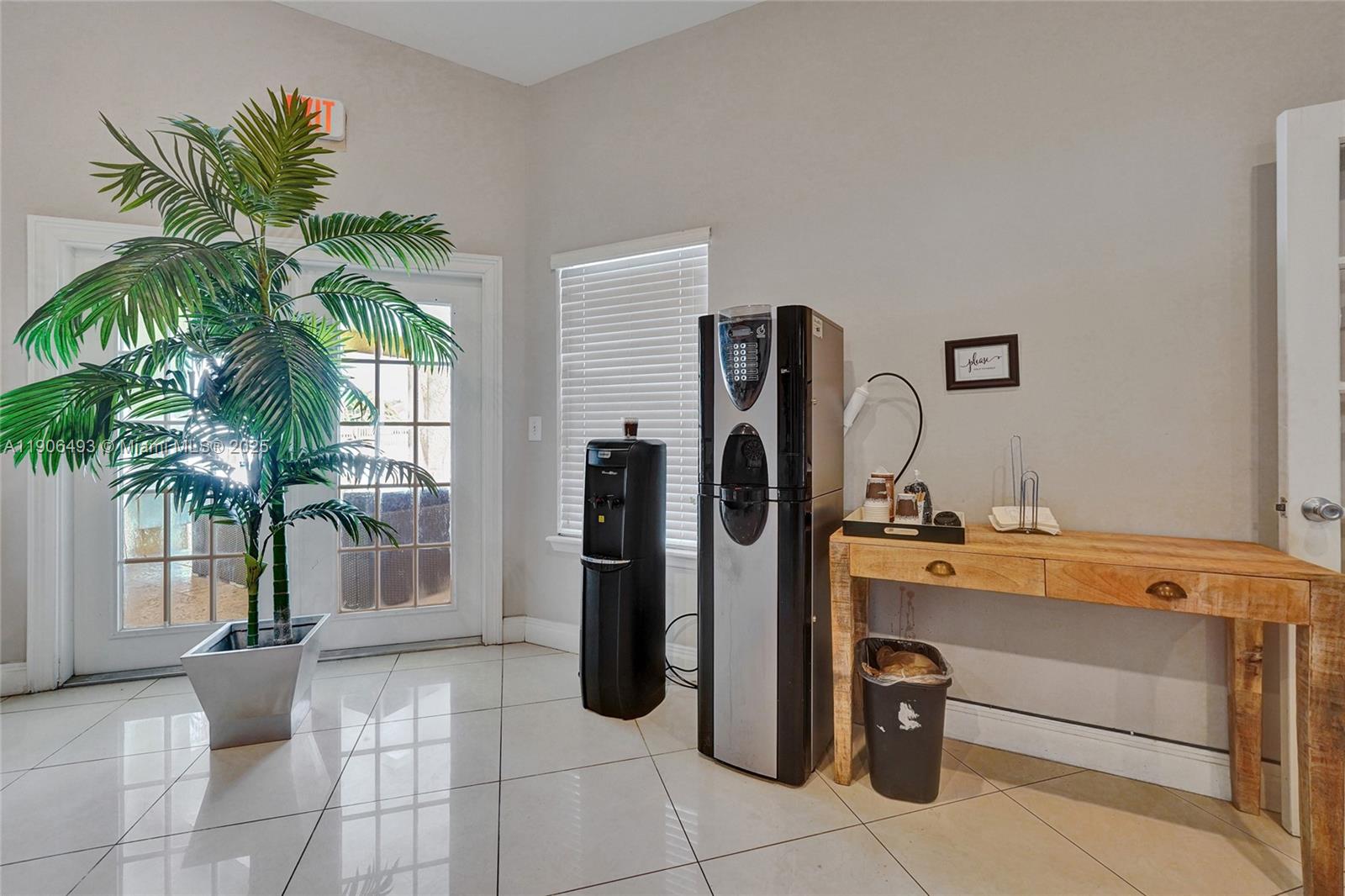 ISLES AT LAGO MAR CONDO - Residential Lease