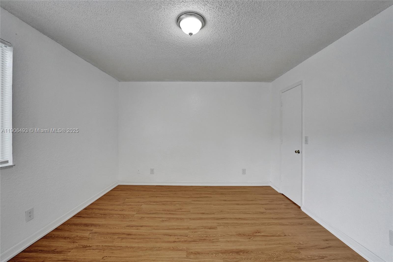 ISLES AT LAGO MAR CONDO - Residential Lease