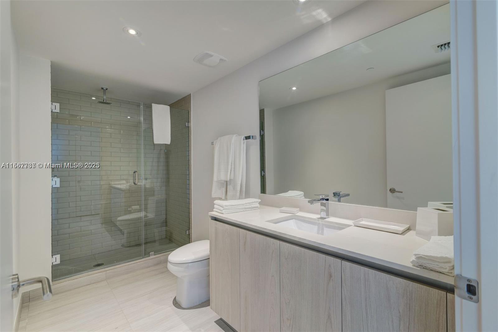 4010 SOUTH OCEAN CONDO - Residential