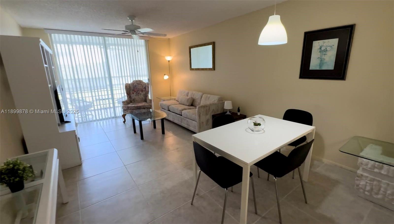 SUNRISE LAKES 56 CONDO - Residential Lease