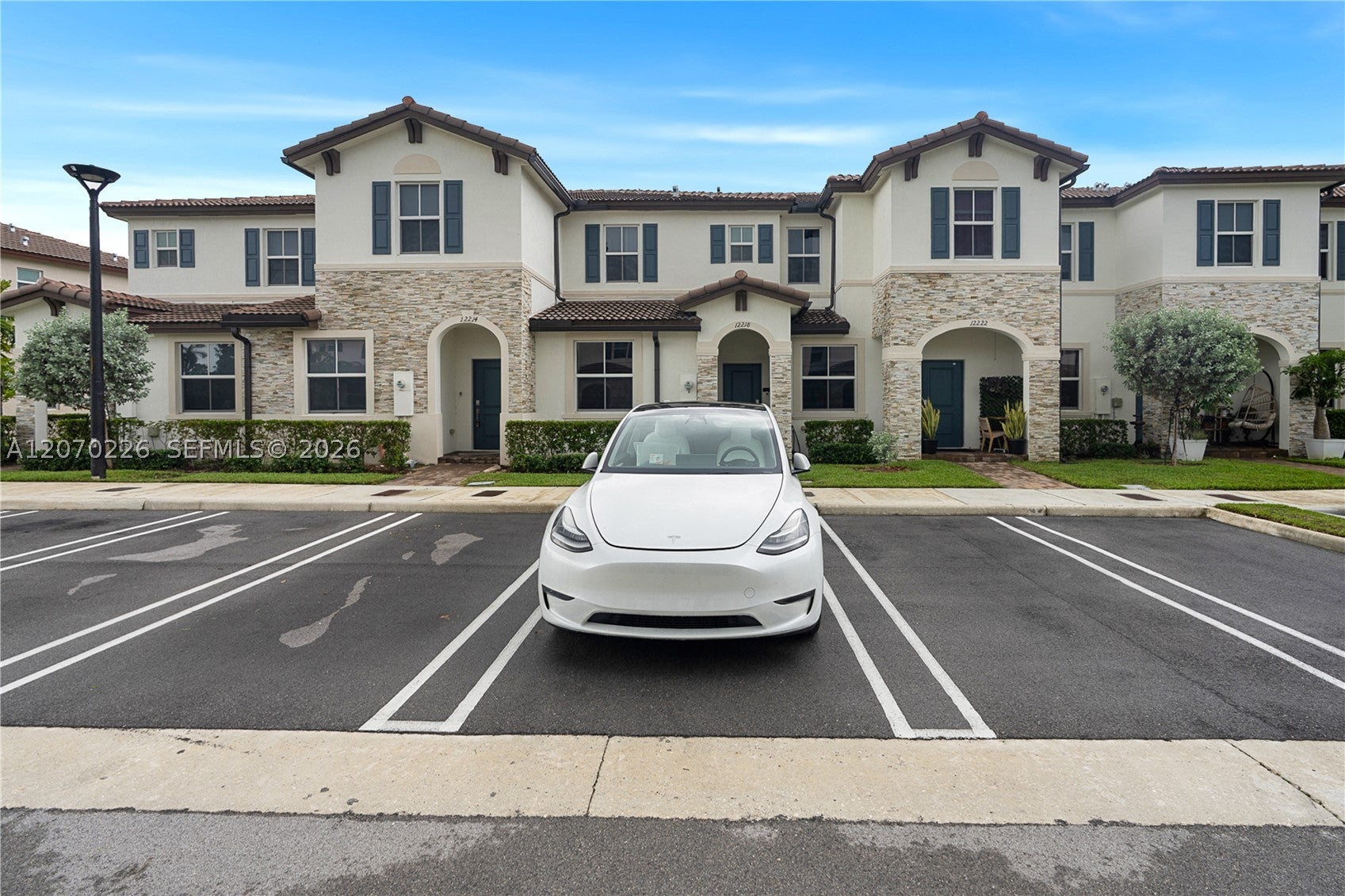 12218 NW 24th Pl, Miami FL 33167