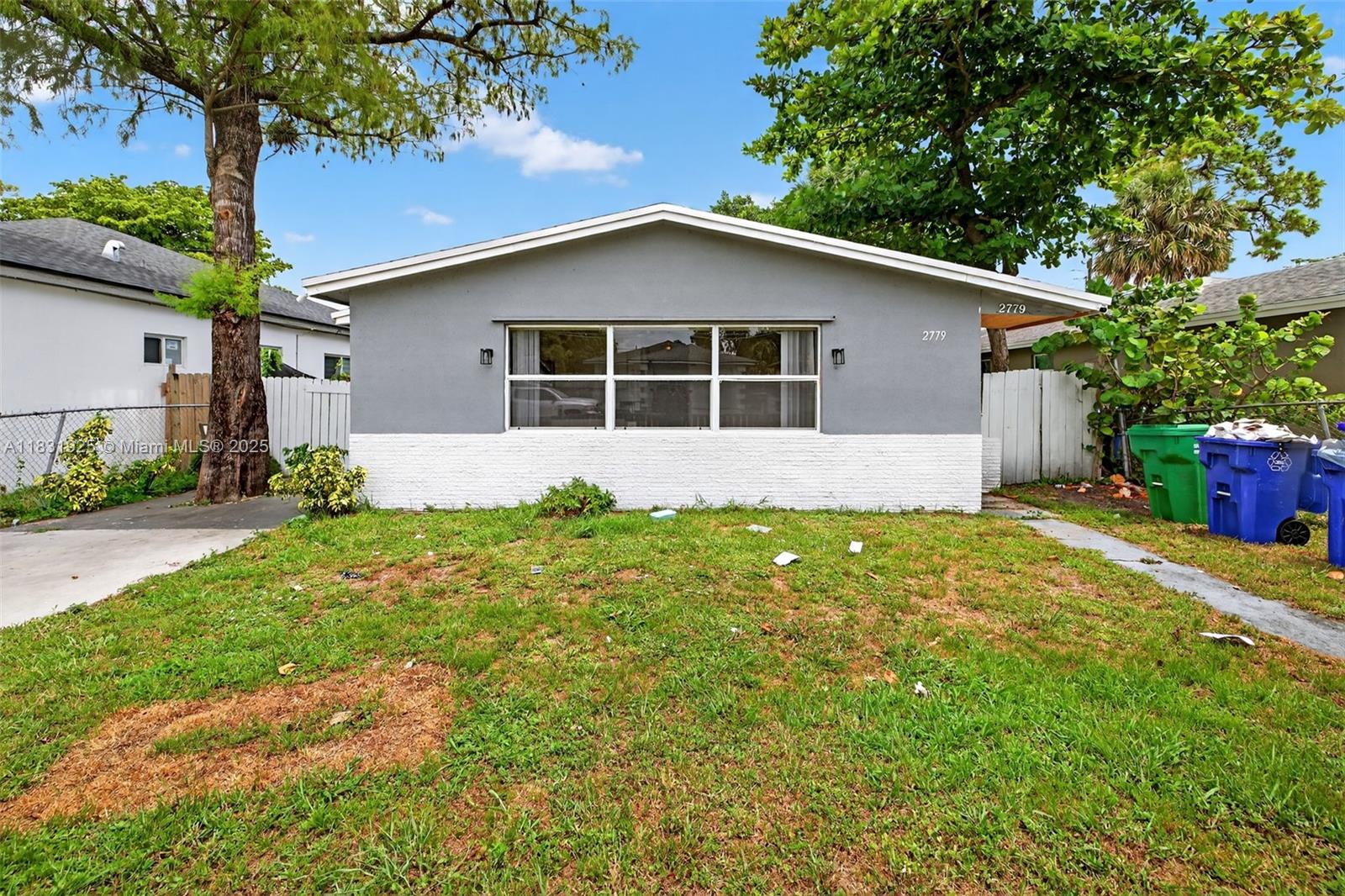 2779 NW 9th Pl