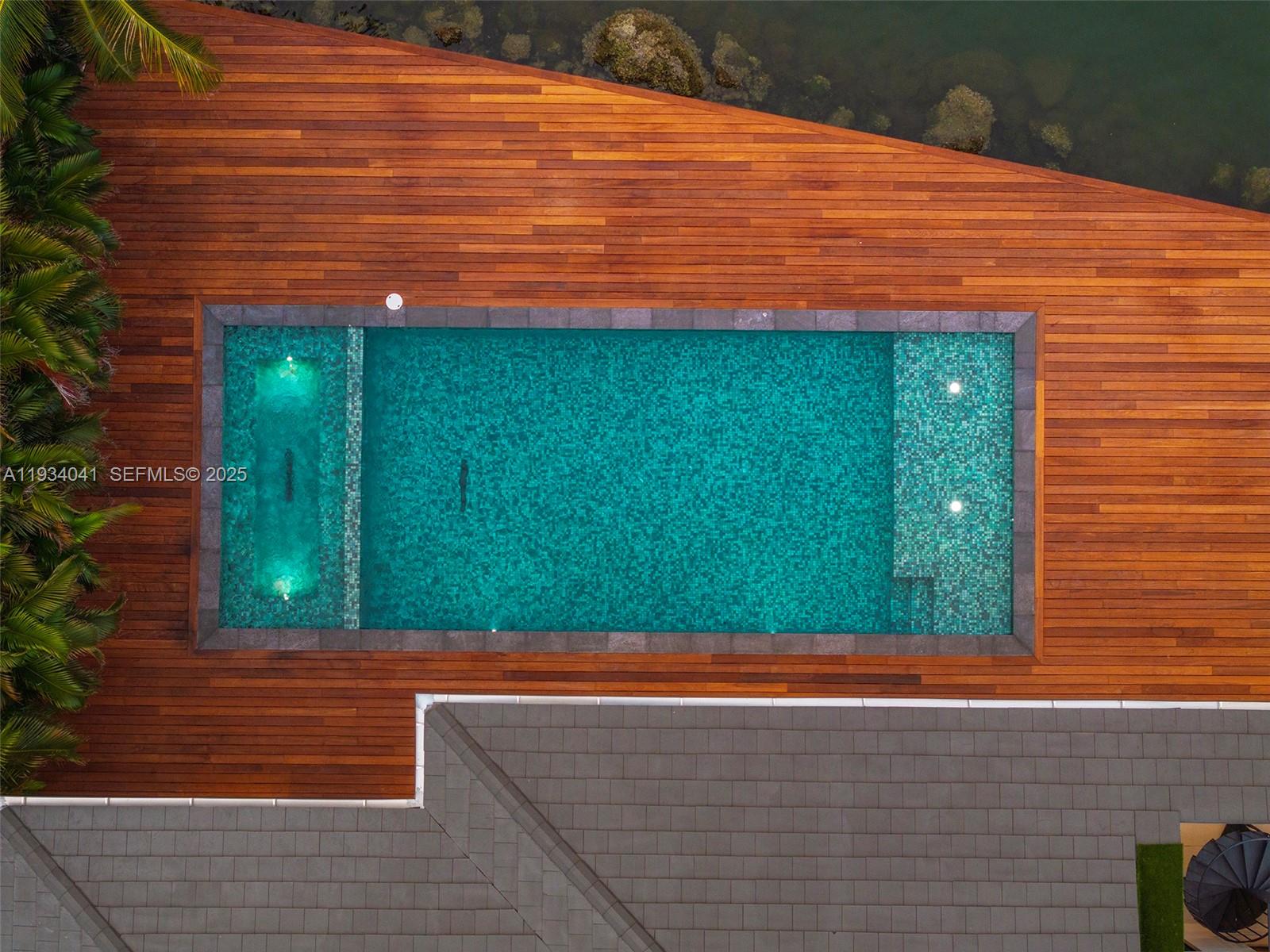 EASTERN SHORES 1ST ADDN - Residential