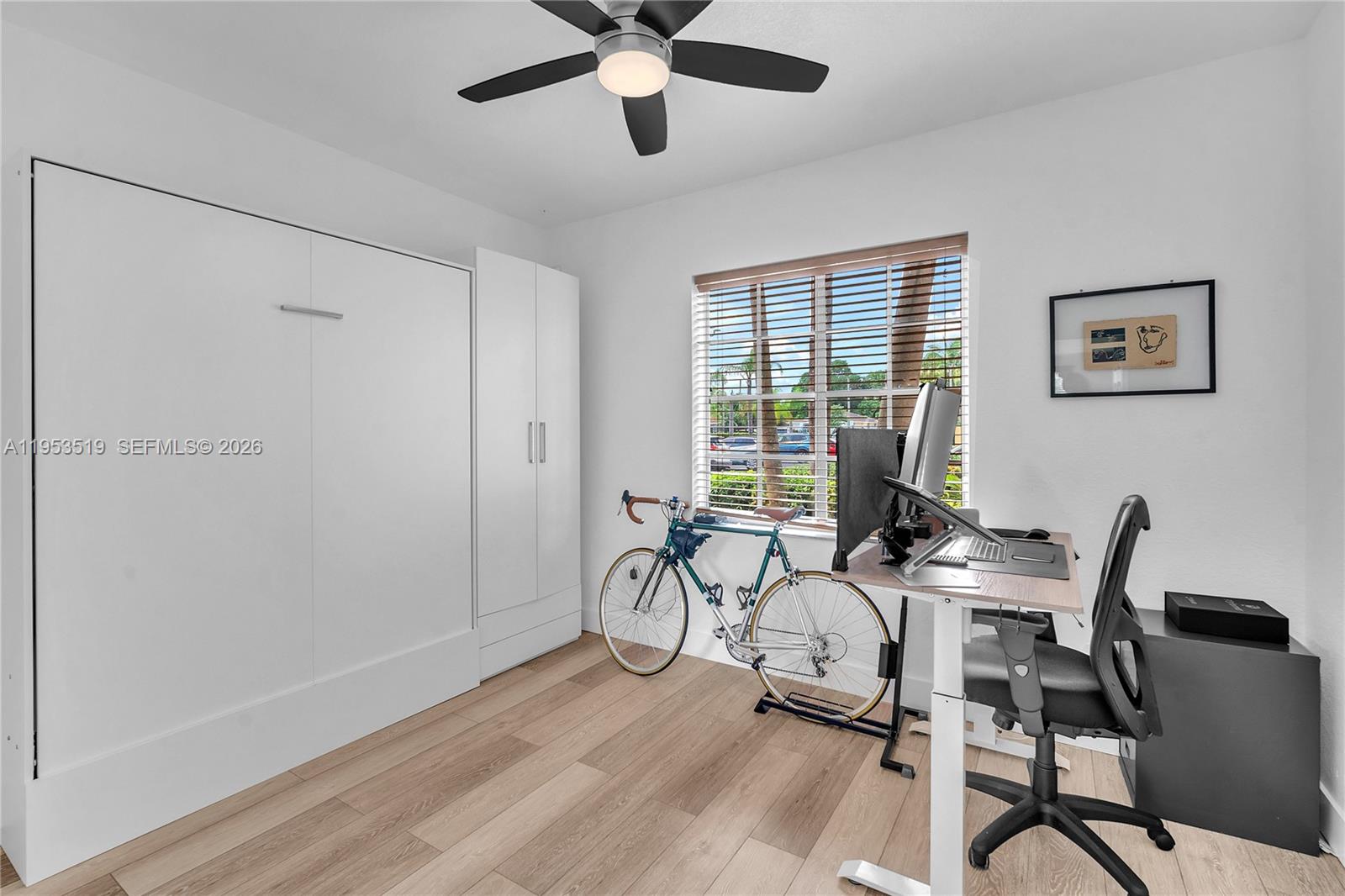 HIGHLAND PARK VILLAGE CON - Residential