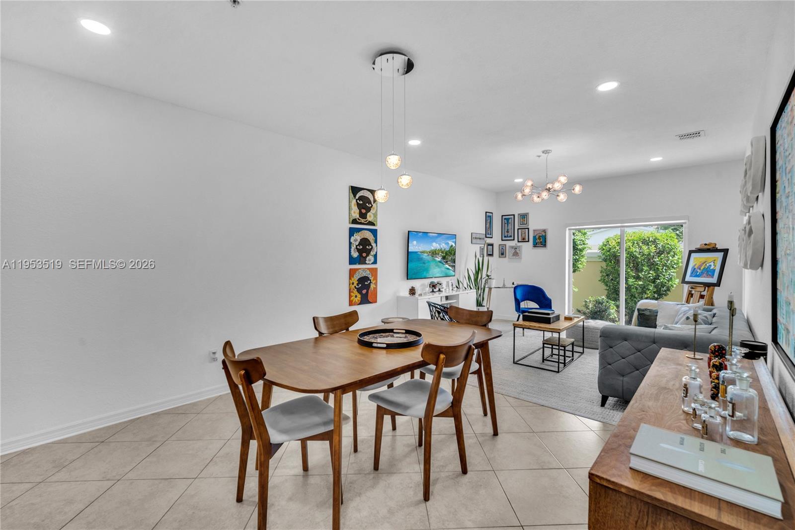 HIGHLAND PARK VILLAGE CON - Residential