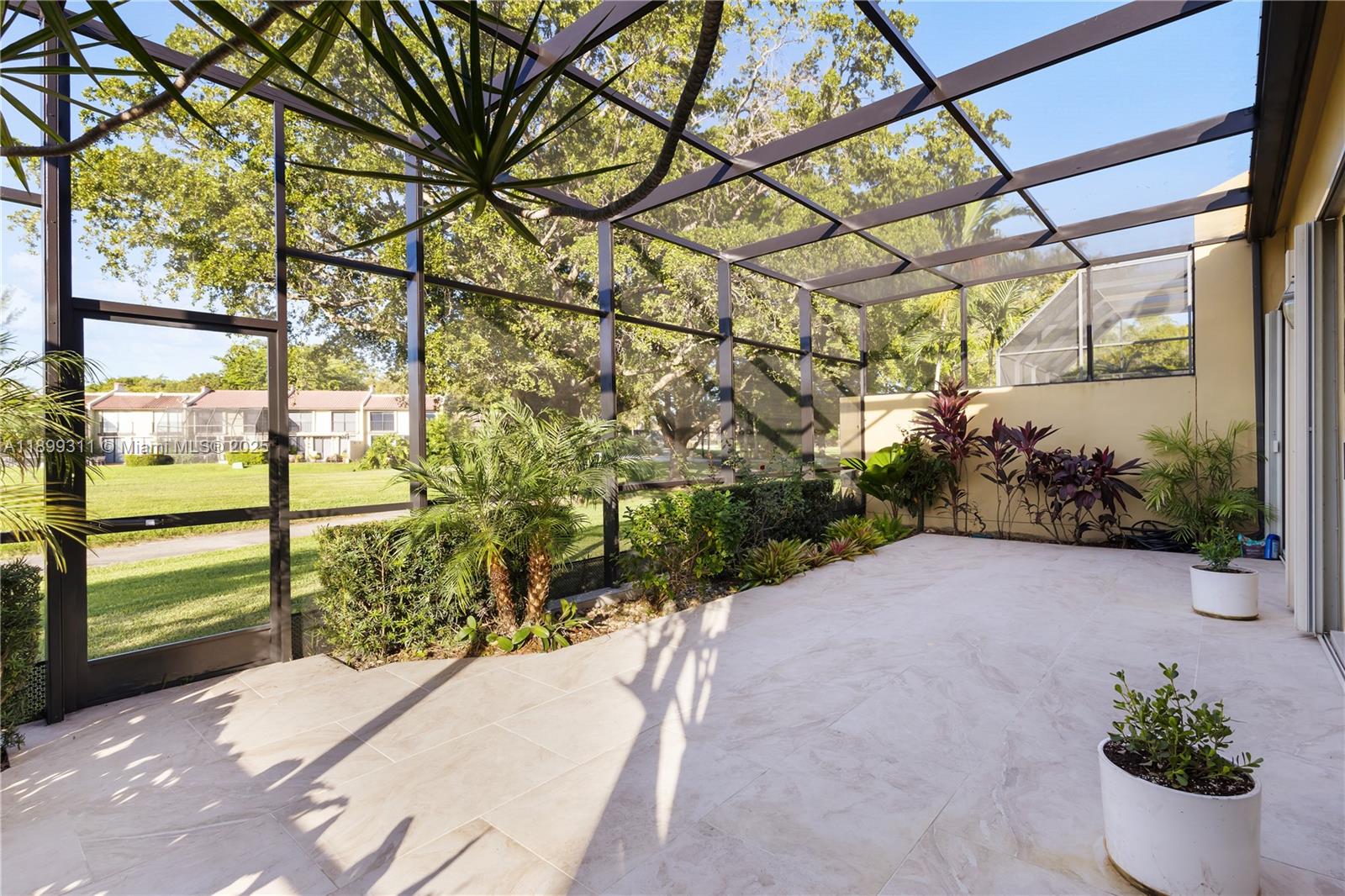 COSTA DEL SOL CONDO C - Residential