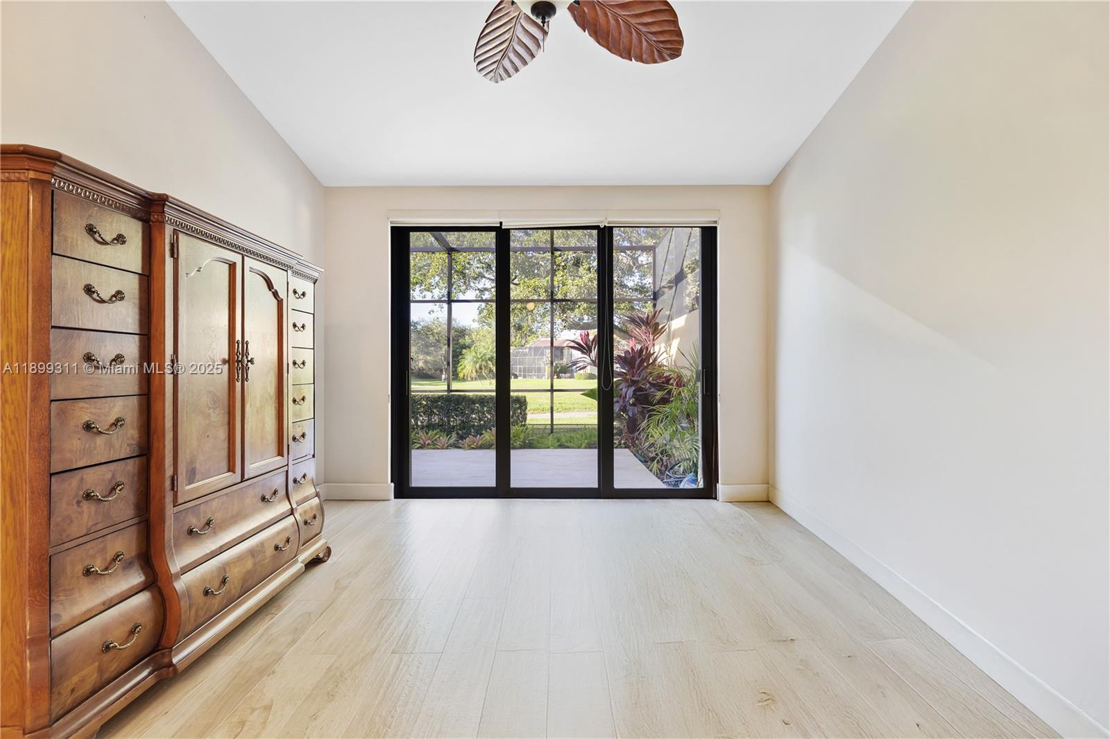 COSTA DEL SOL CONDO C - Residential