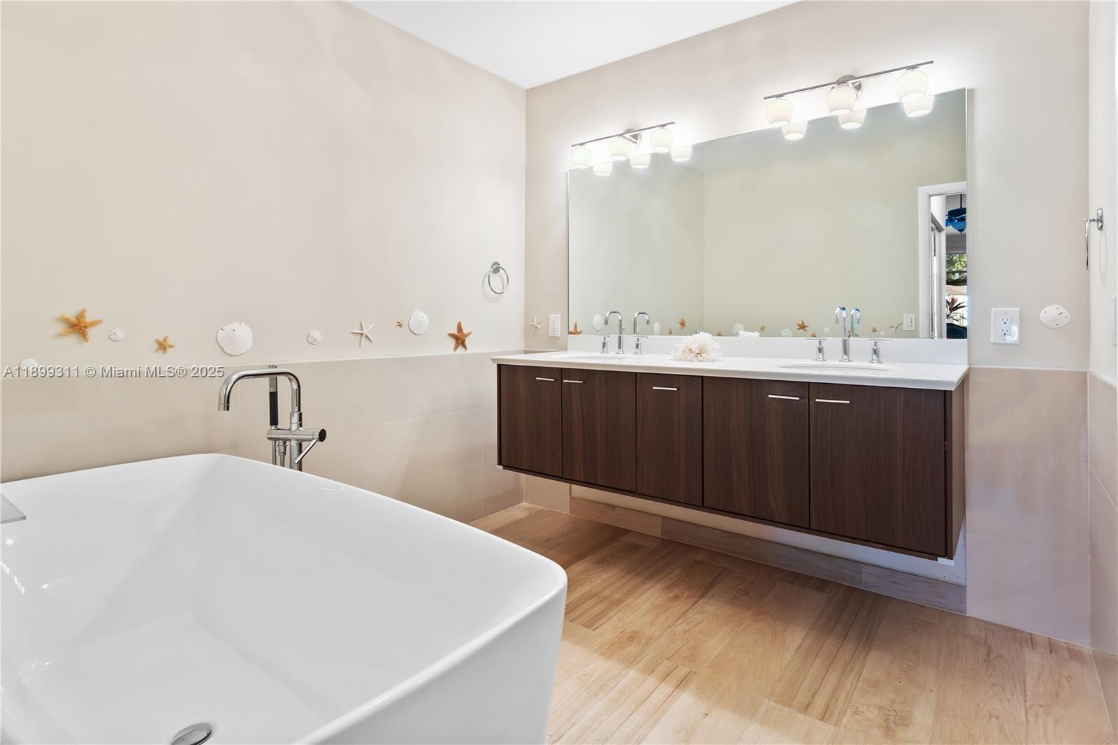 COSTA DEL SOL CONDO C - Residential