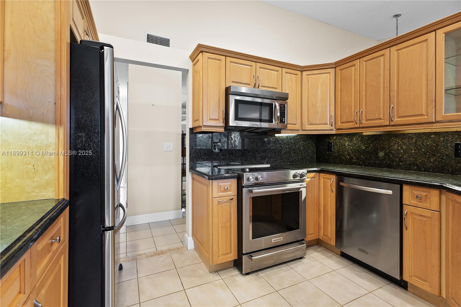 COSTA DEL SOL CONDO C - Residential