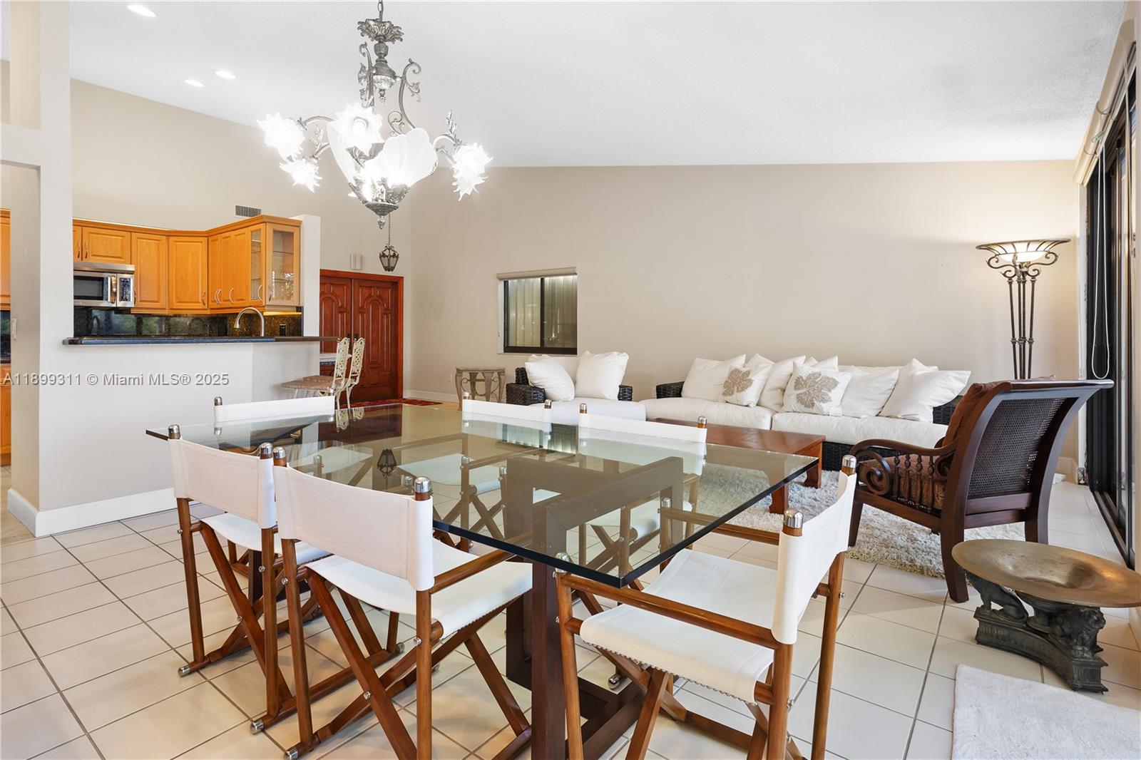 COSTA DEL SOL CONDO C - Residential