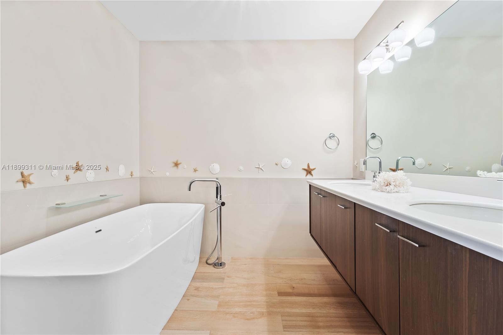 COSTA DEL SOL CONDO C - Residential