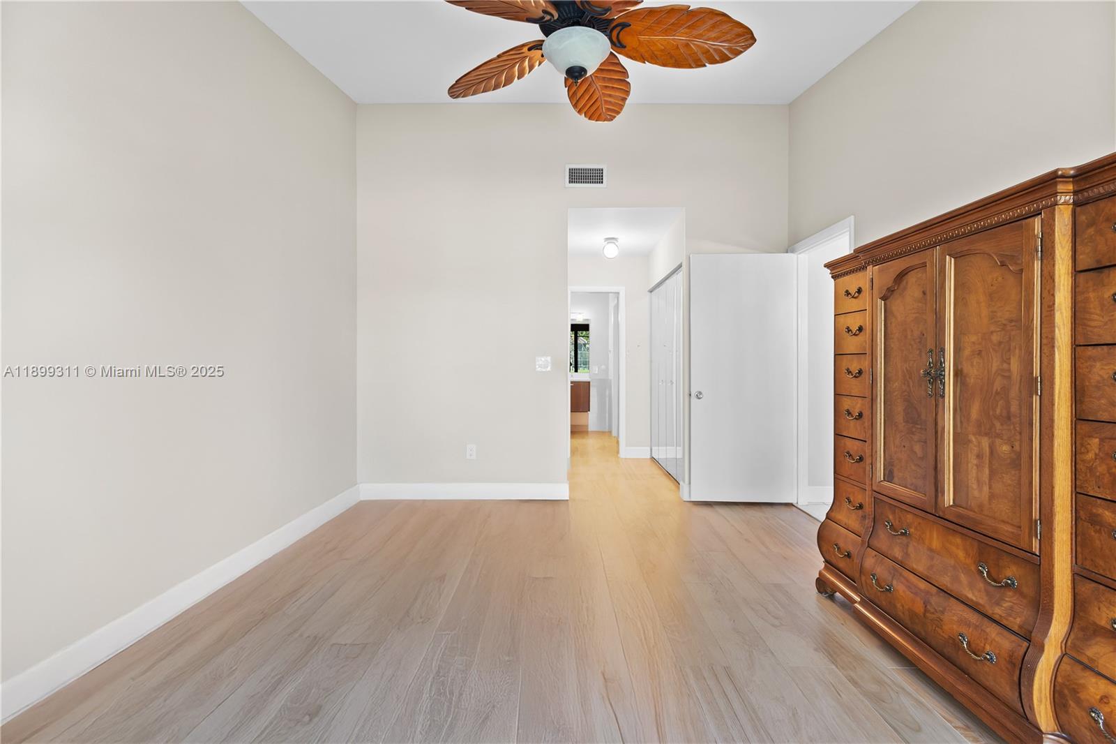 COSTA DEL SOL CONDO C - Residential