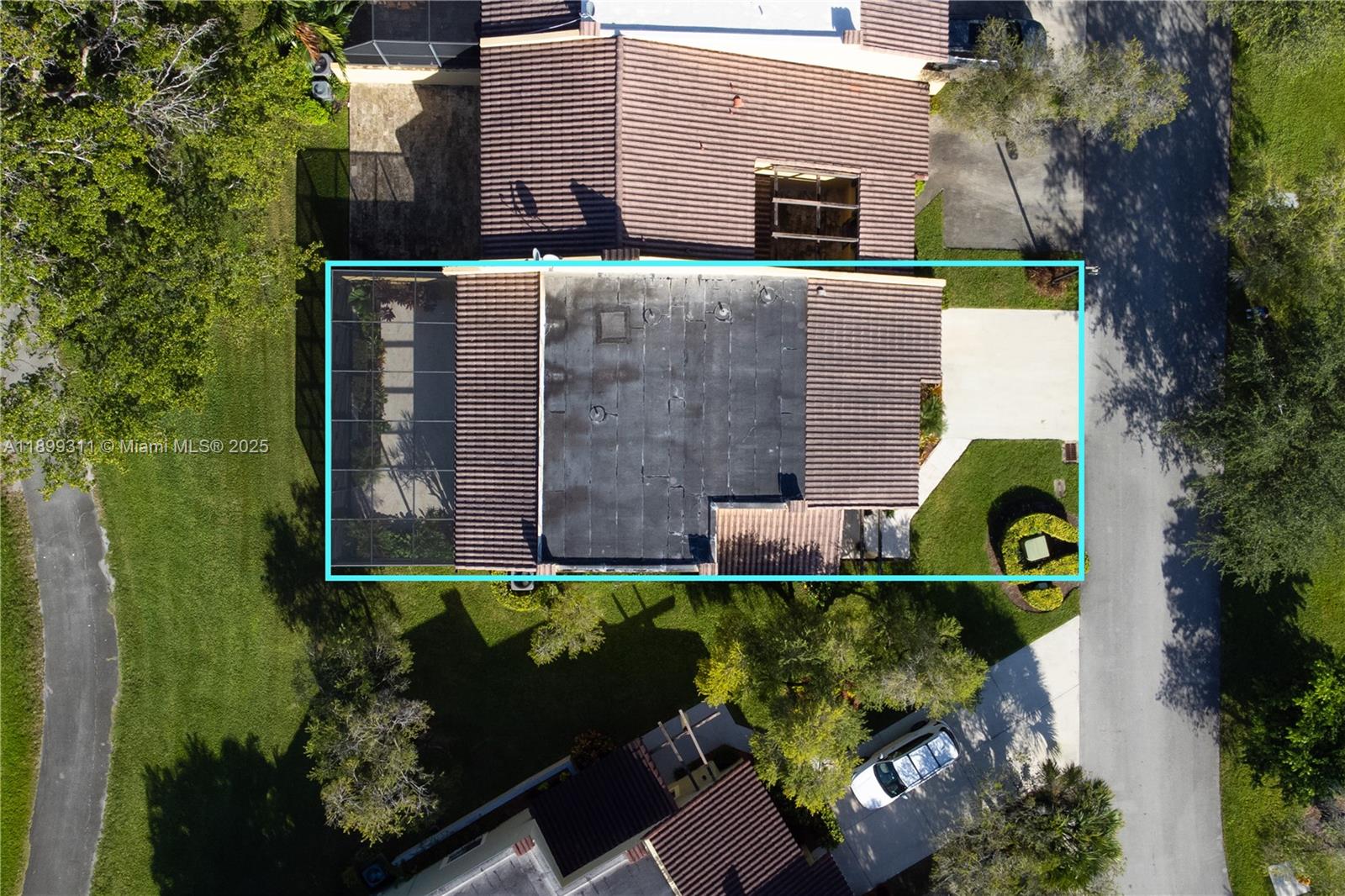 COSTA DEL SOL CONDO C - Residential