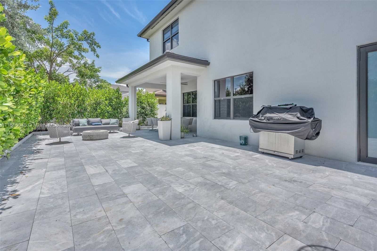 TUSCAN ISLES - Residential