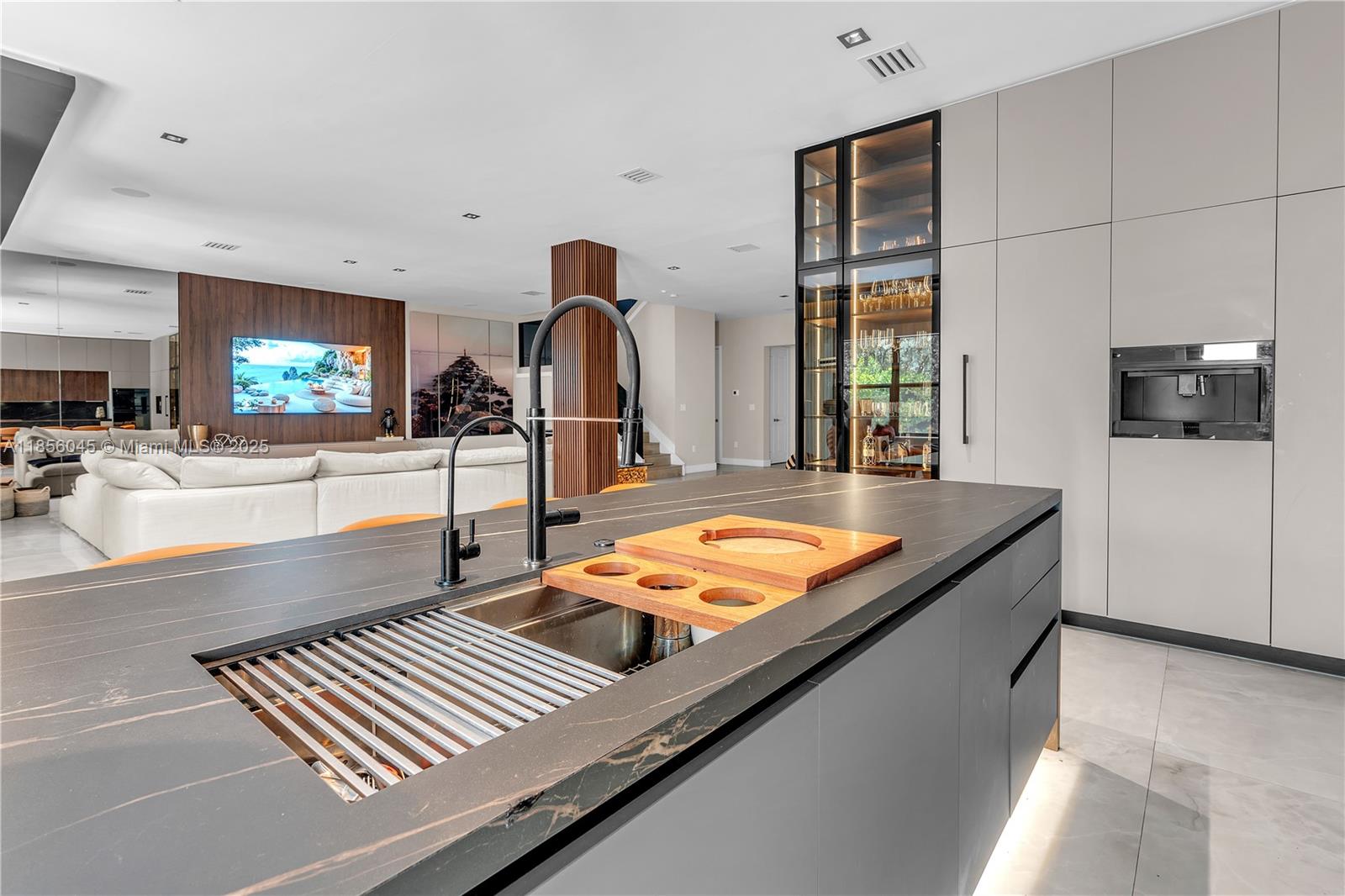 TUSCAN ISLES - Residential