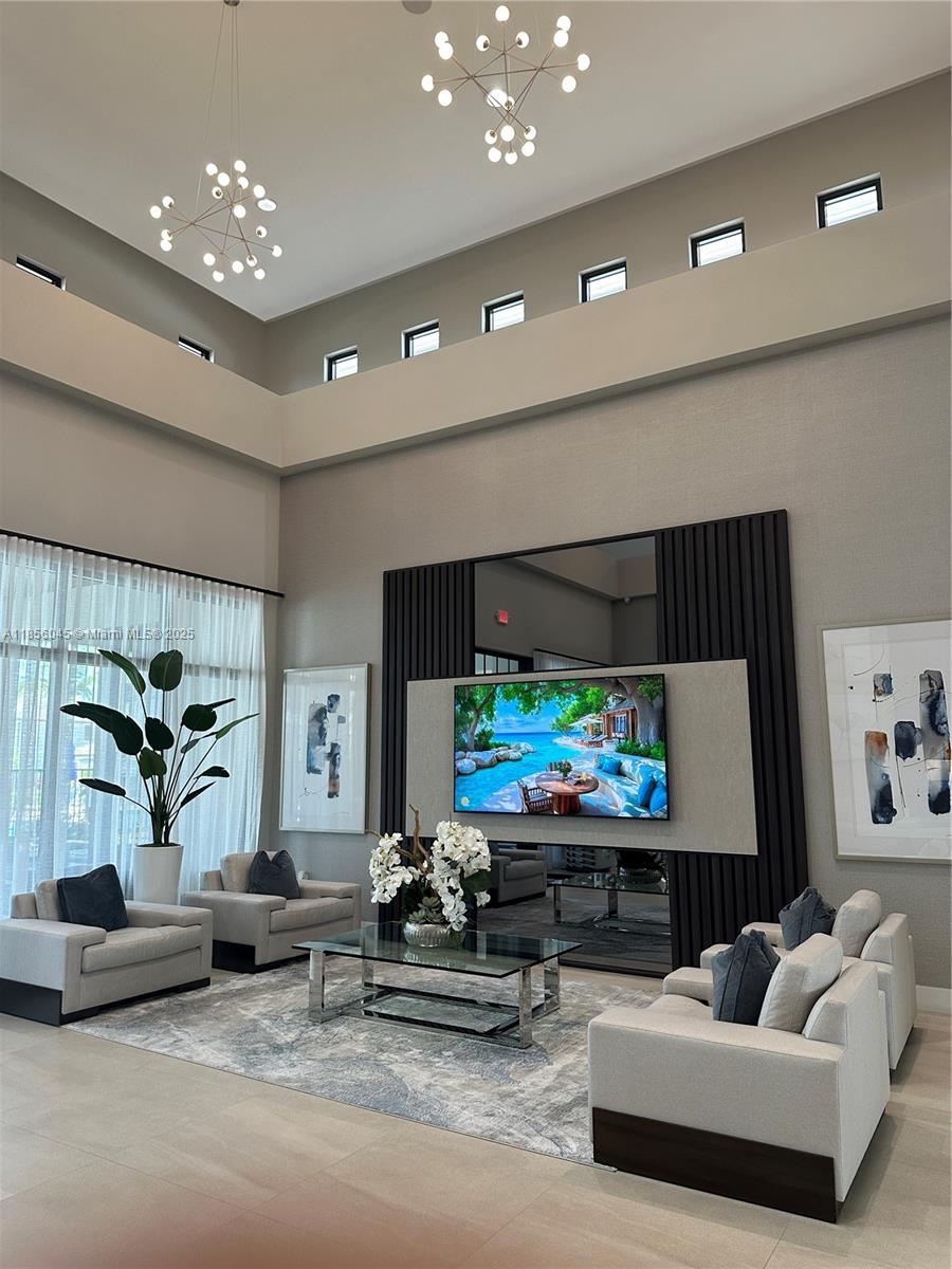TUSCAN ISLES - Residential