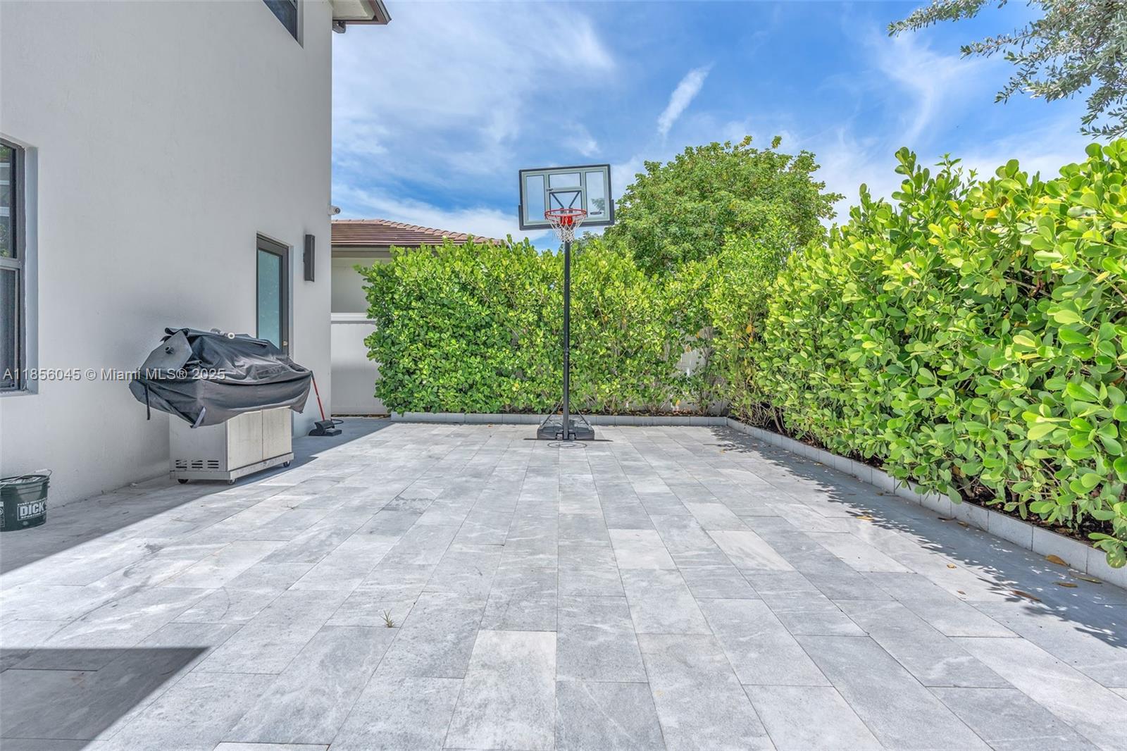 TUSCAN ISLES - Residential